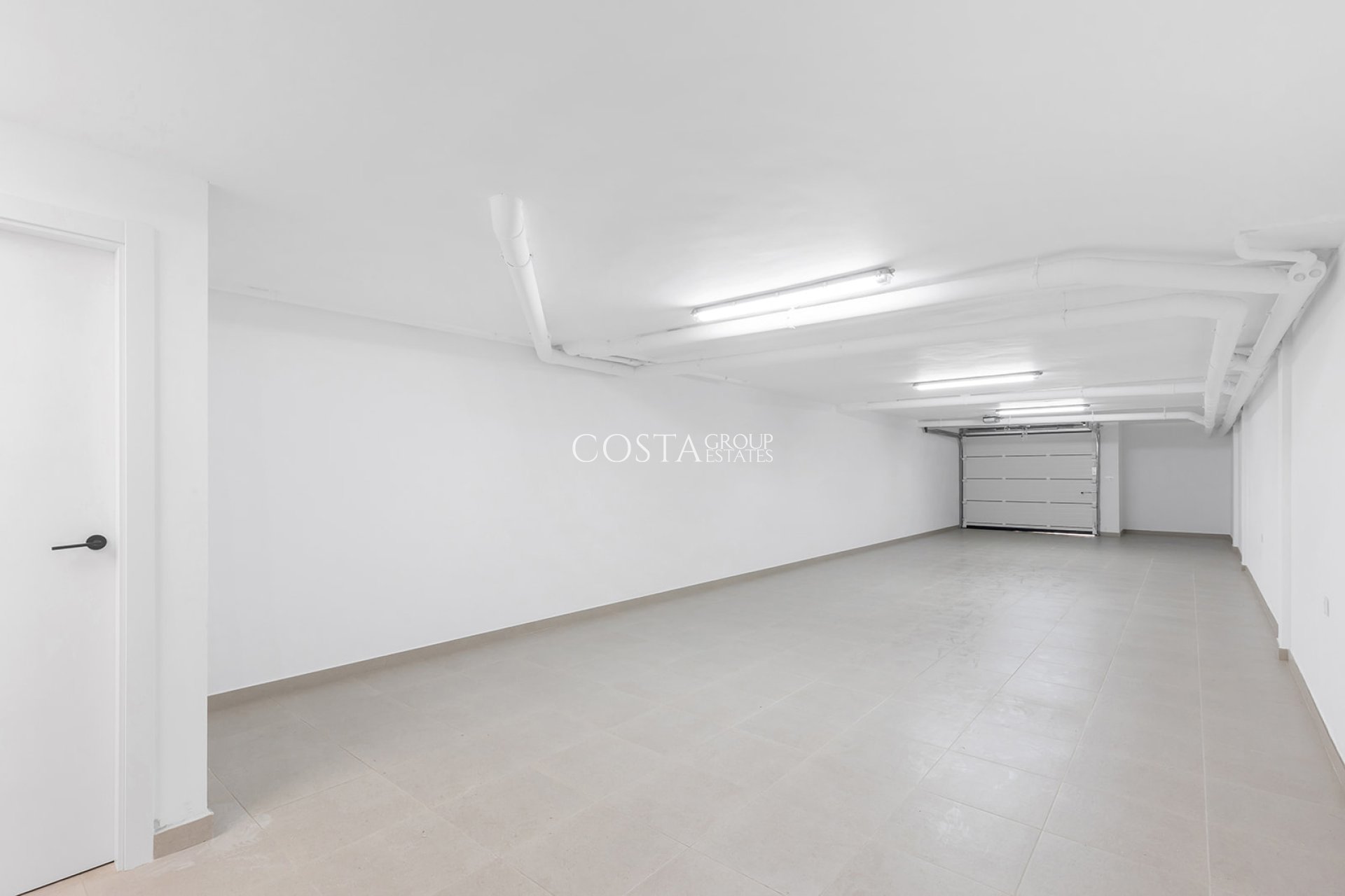 New Build - semi-detached -
Rafal