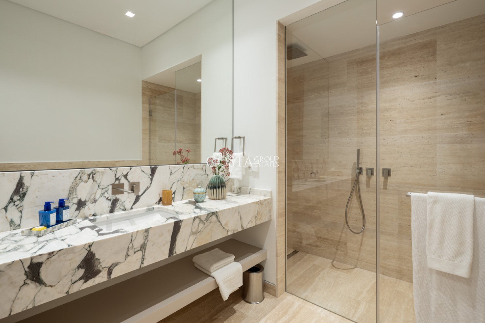 New Build - Villa -
Benahavís