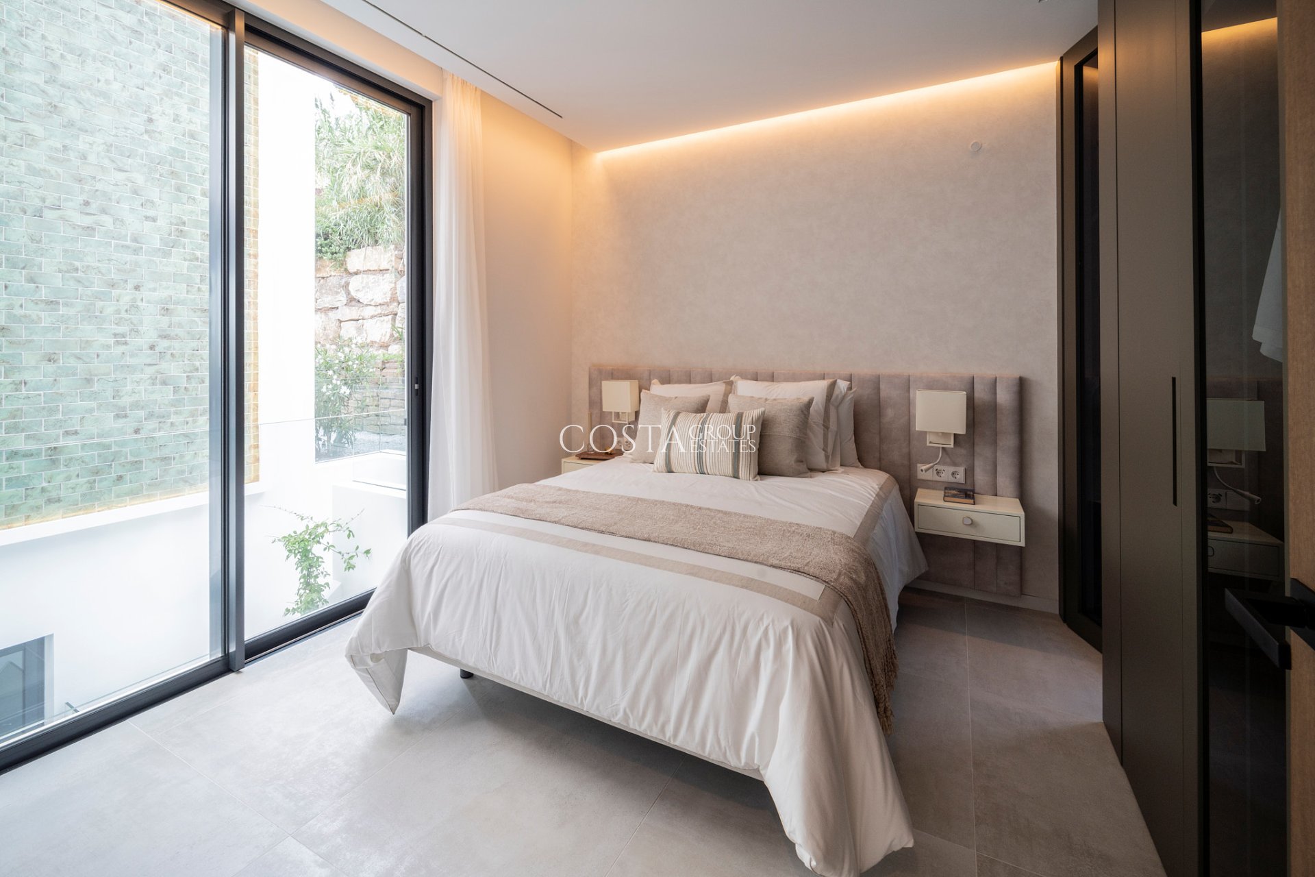 New Build - Villa -
Benahavís