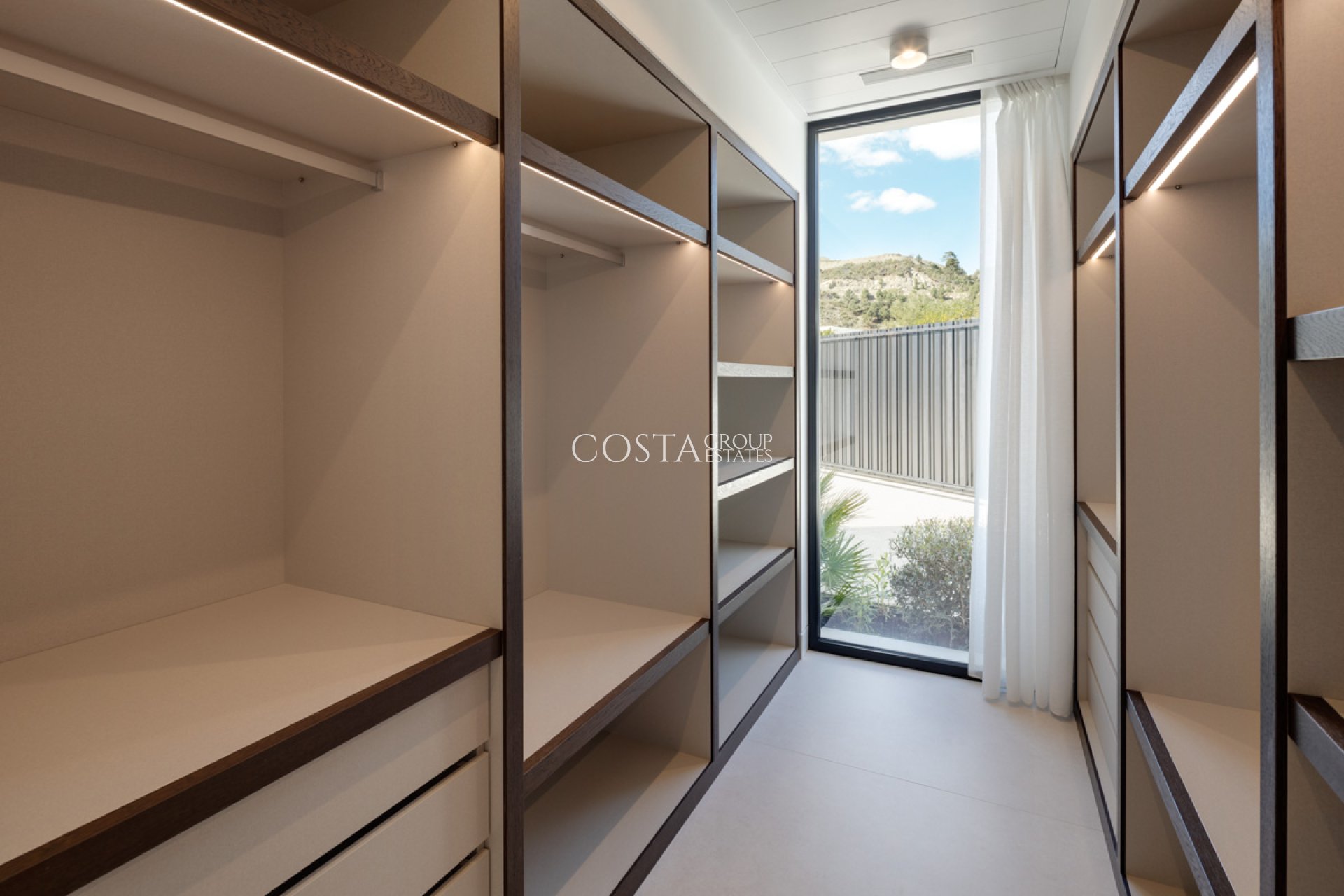 New Build - Villa -
Benahavís