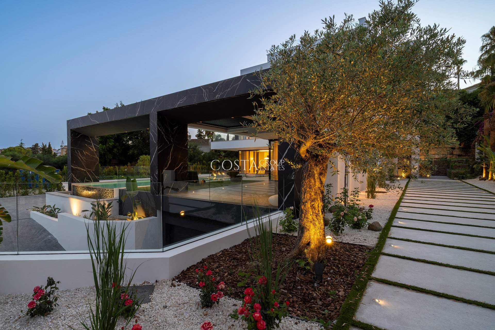 New Build - Villa -
Benahavís