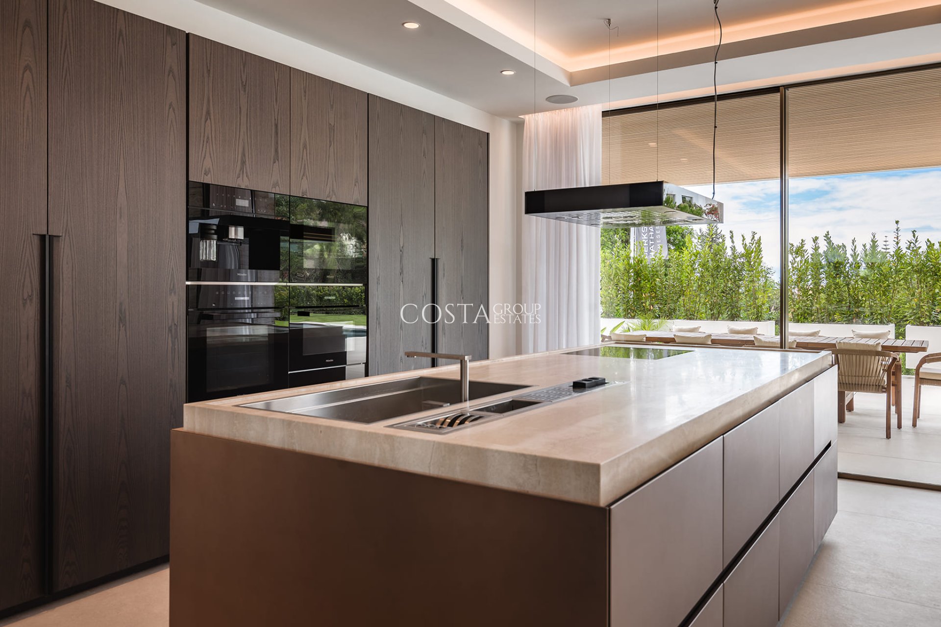 New Build - Villa -
Cortés