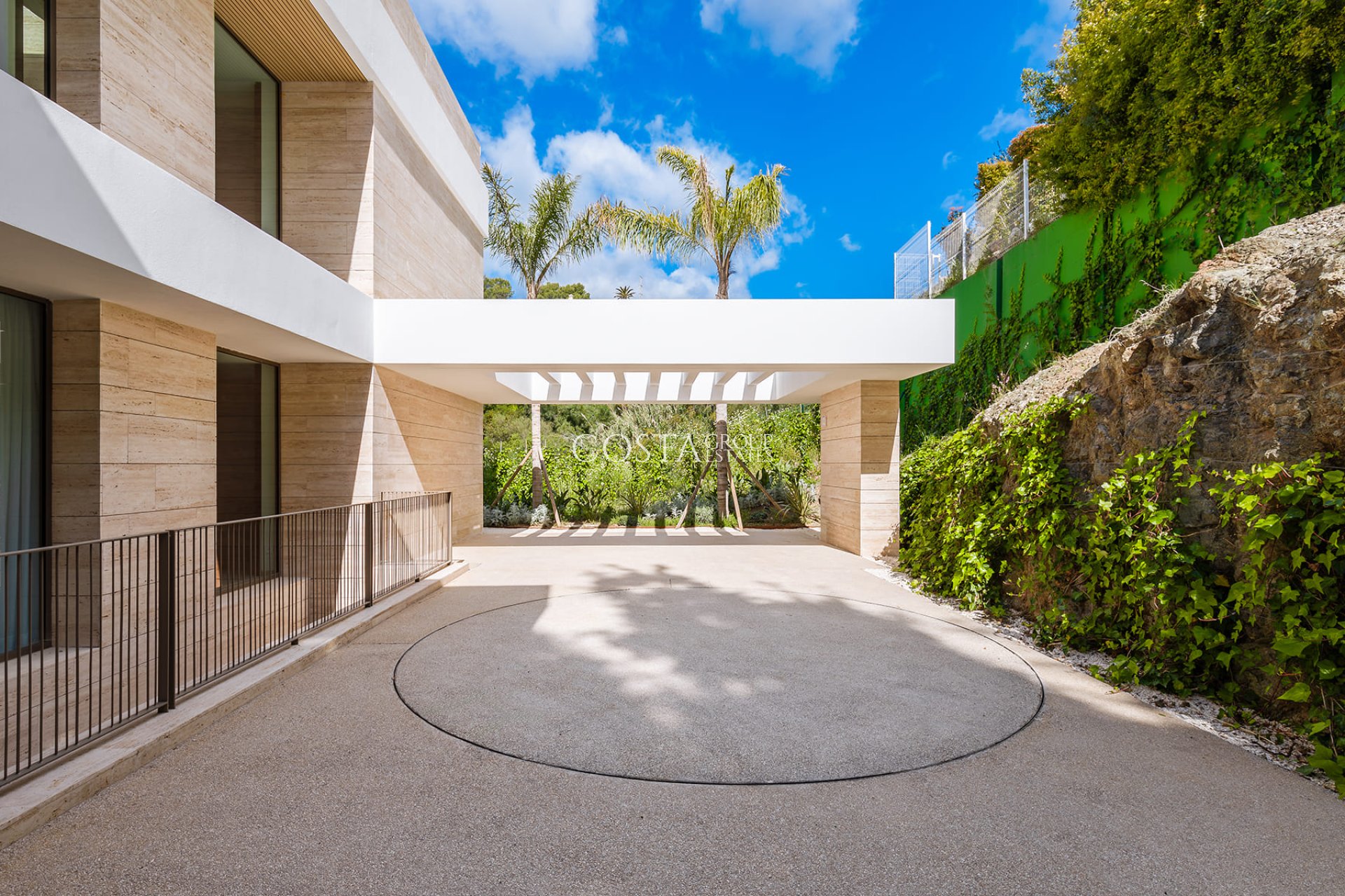 New Build - Villa -
Cortés