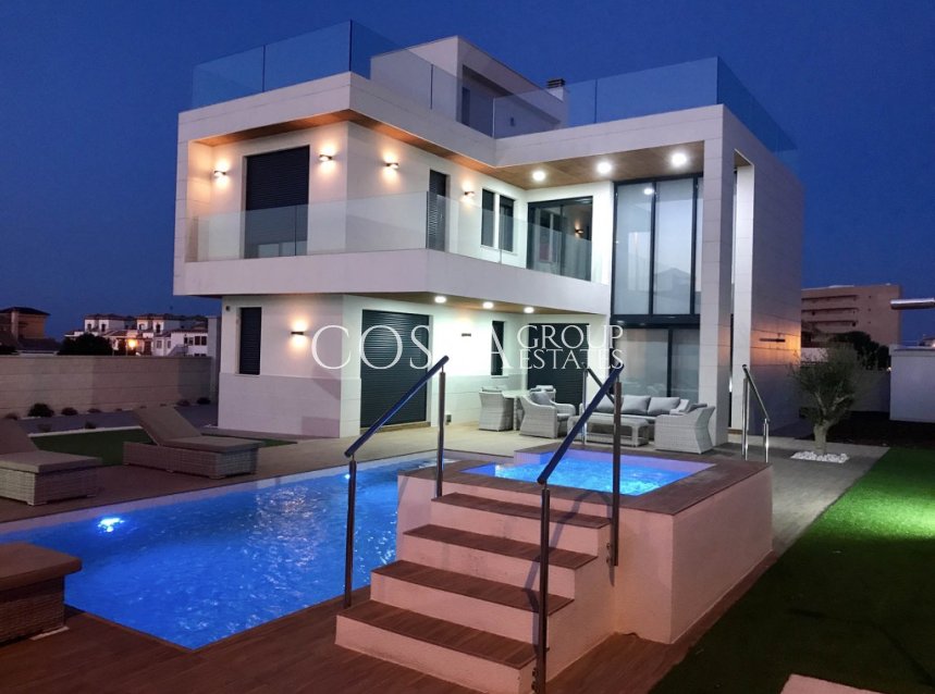 New Build - Villa -
Dehesa de Campoamor