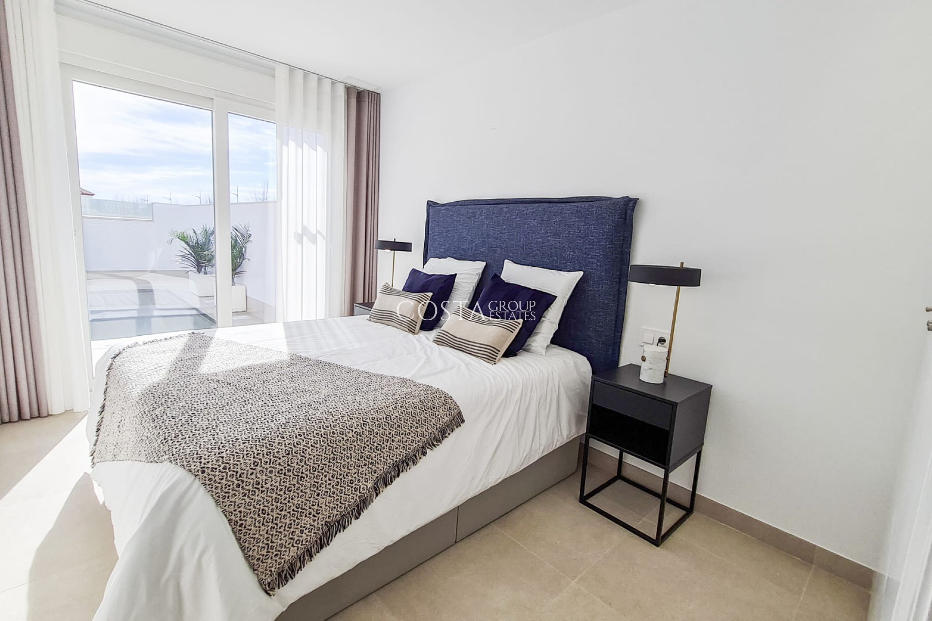 New Build - Villa -
Las Esperanzas