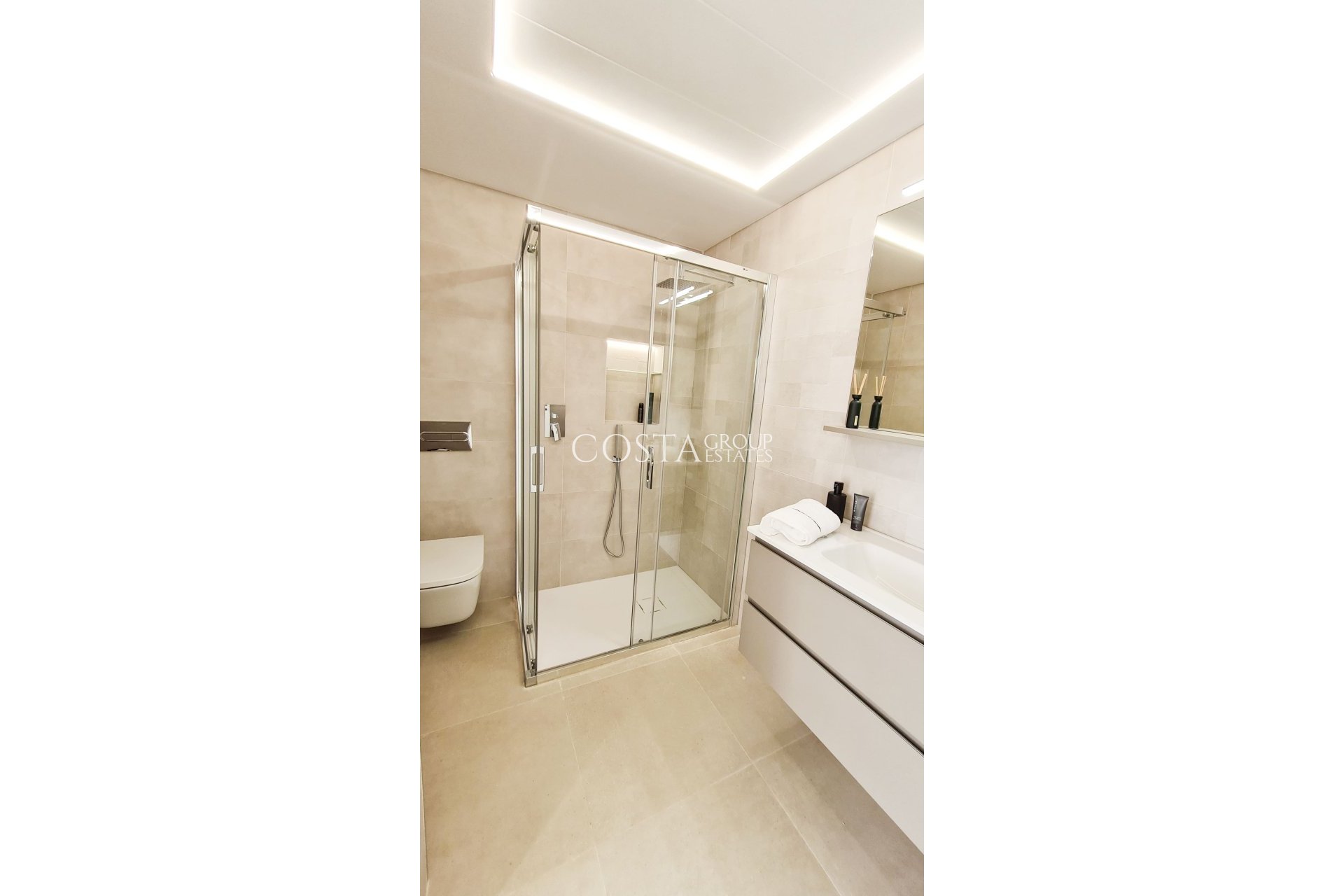 New Build - Villa -
Las Esperanzas