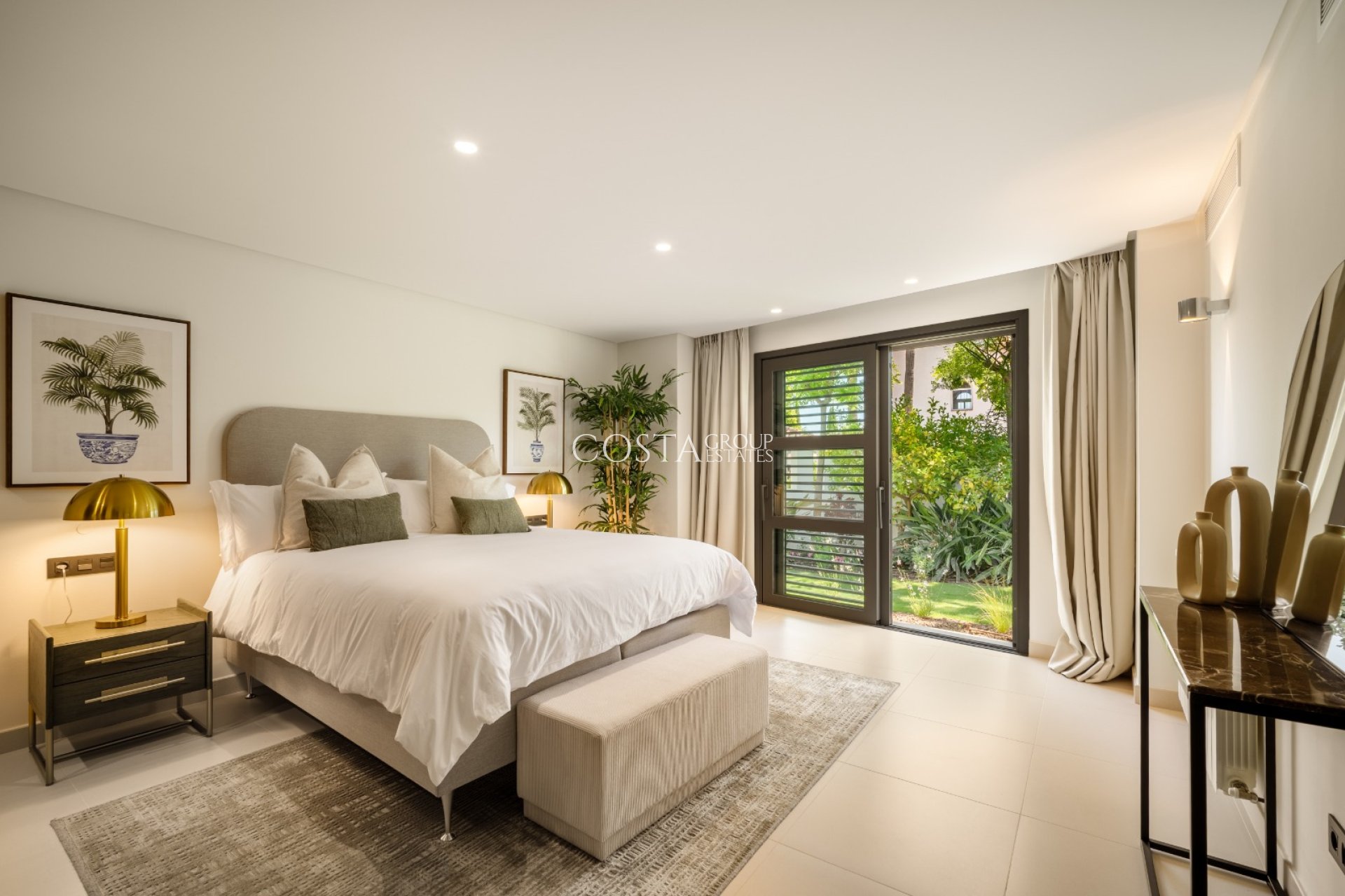 New Build - Villa -
Marbella