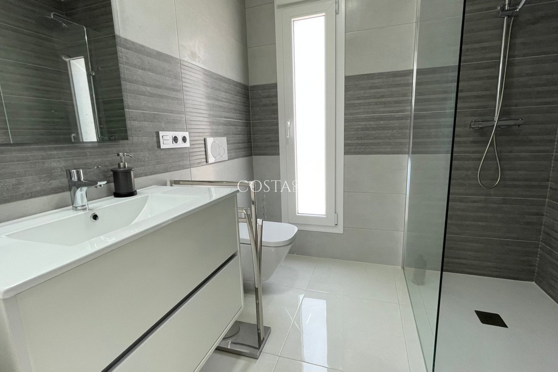 New Build - Villa -
Rafal