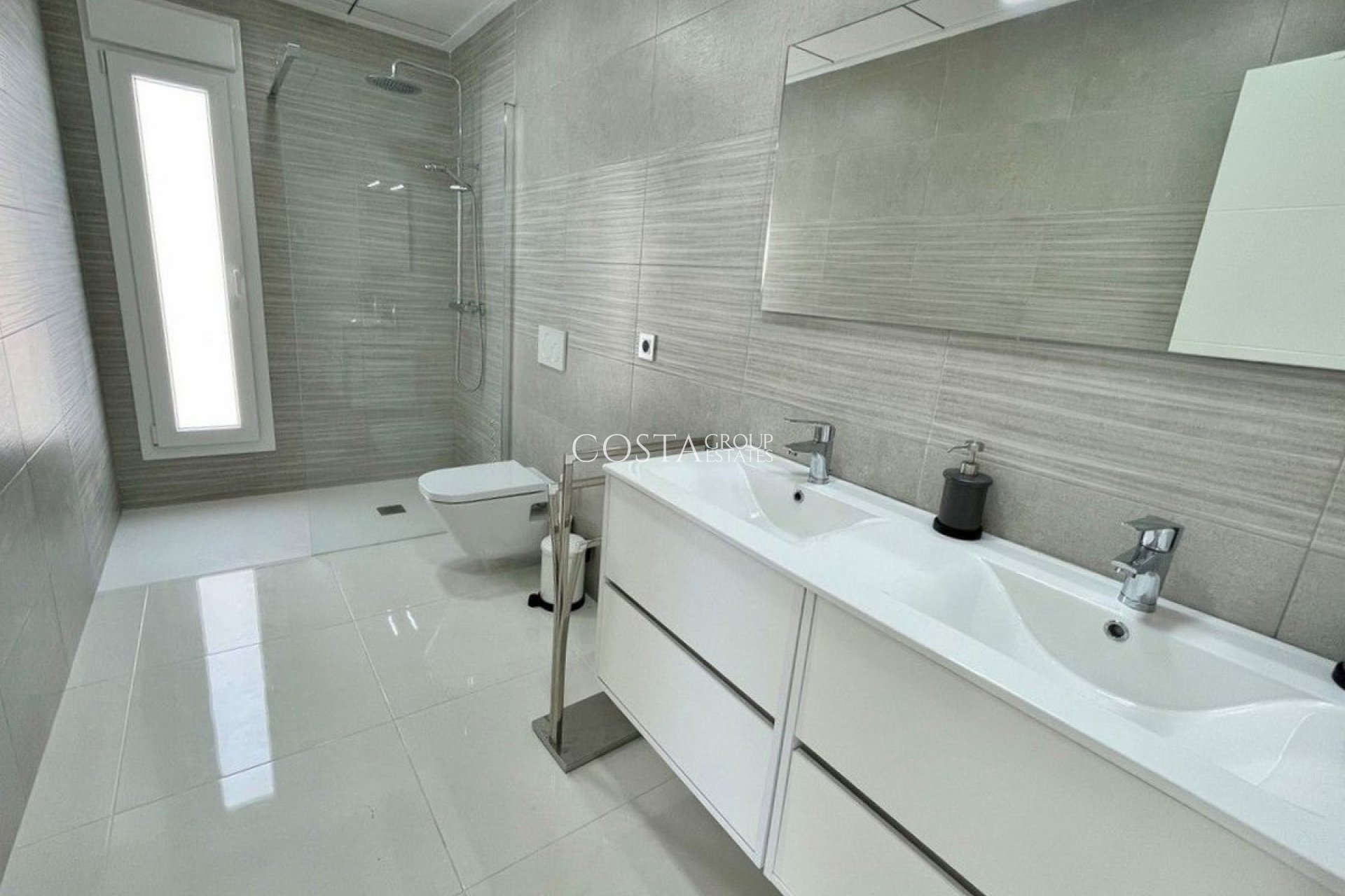 New Build - Villa -
Rafal