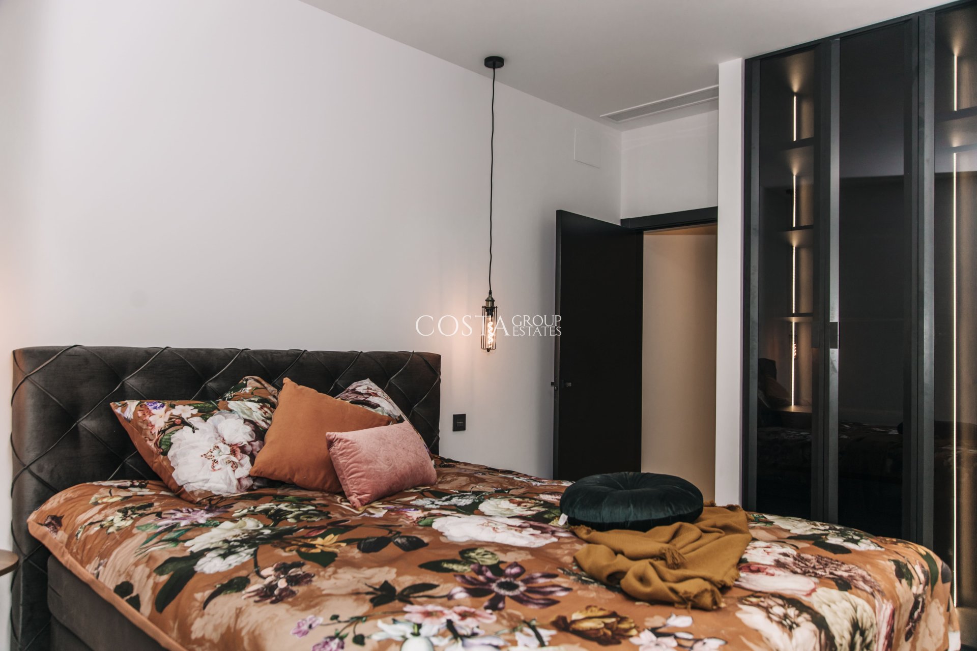 New Build - Villa -
Rojales