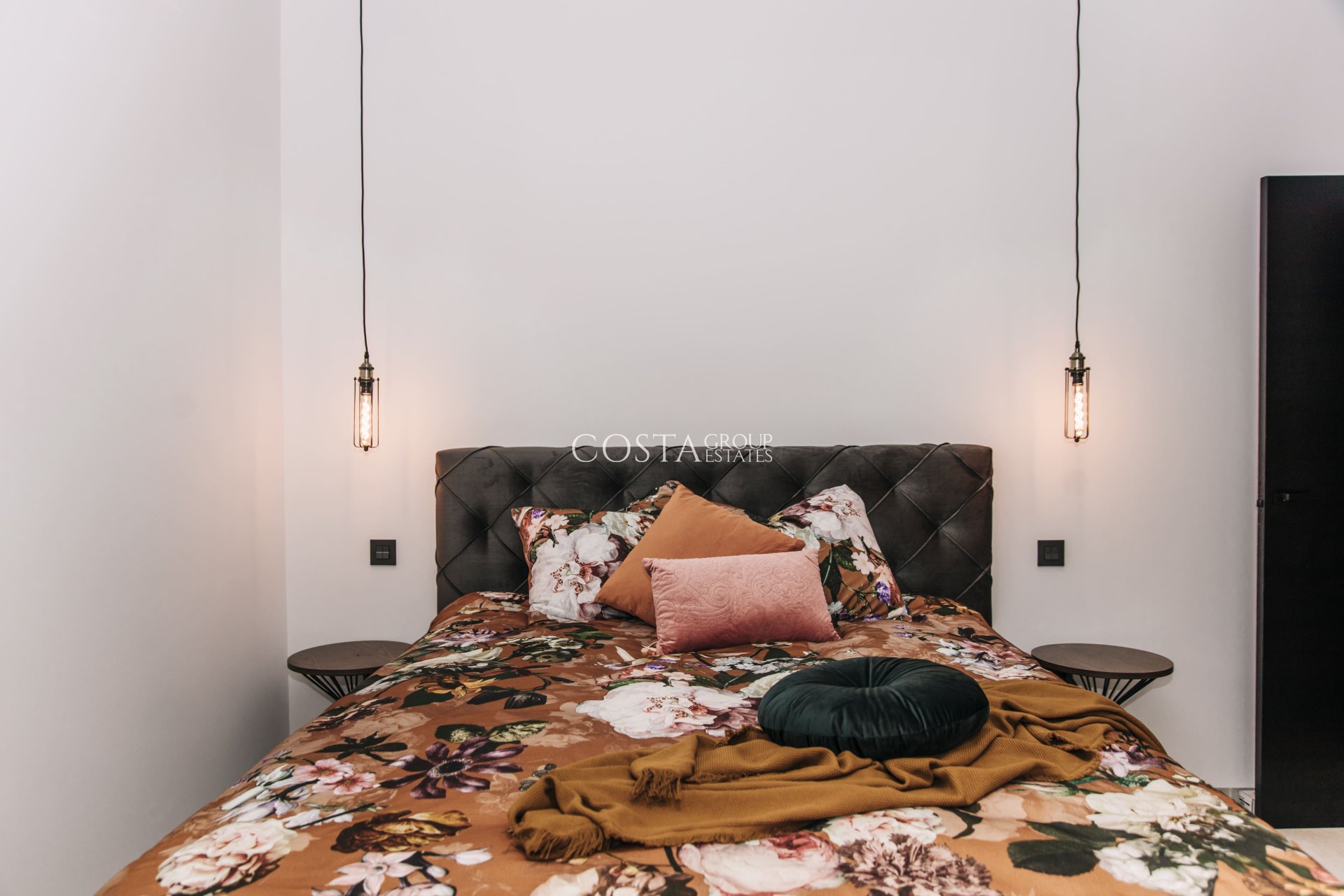 New Build - Villa -
Rojales