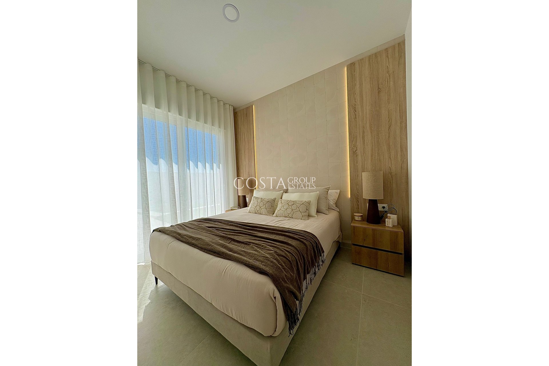 New Build - Villa -
Roldán