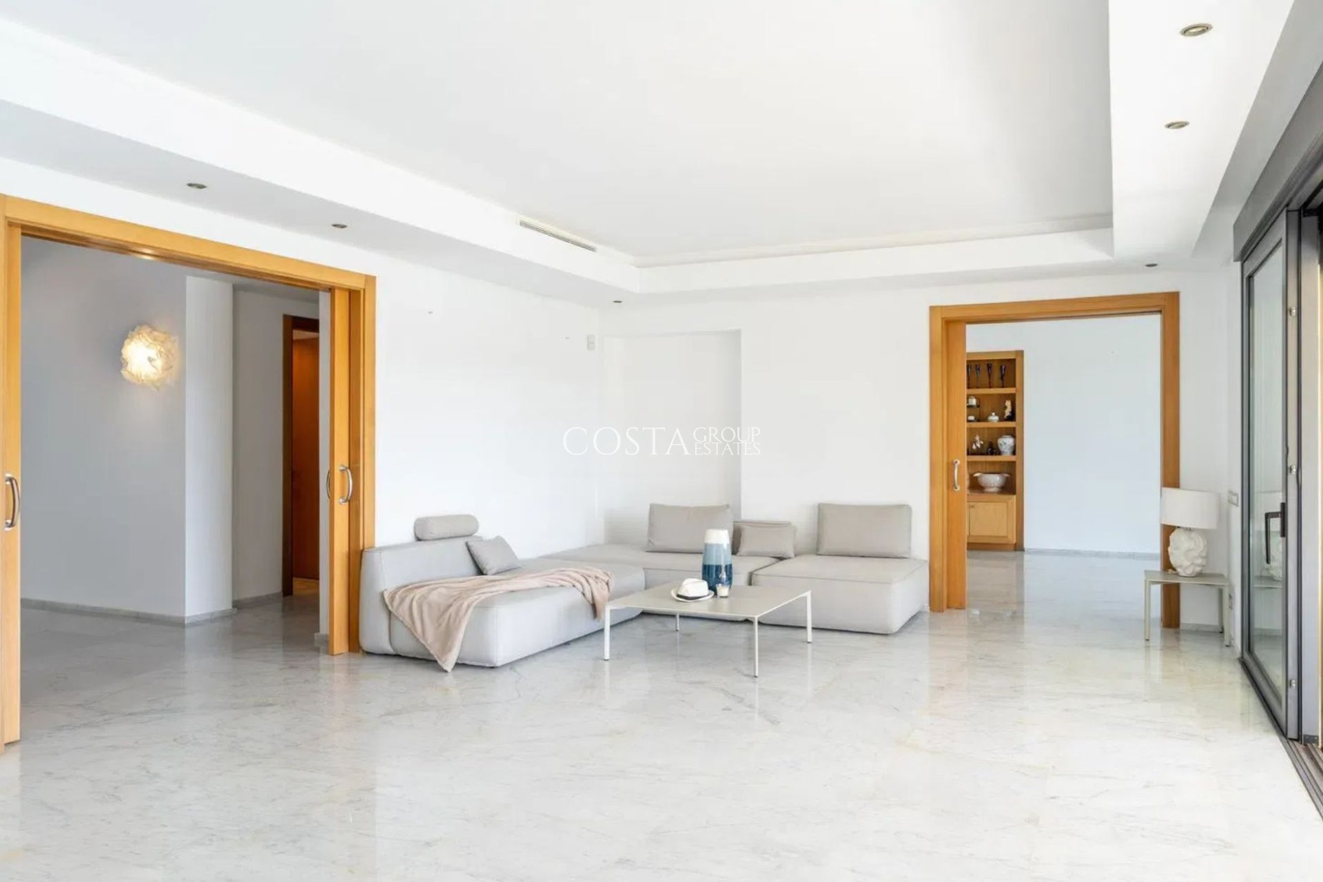 New Build - Villa -
San Roque