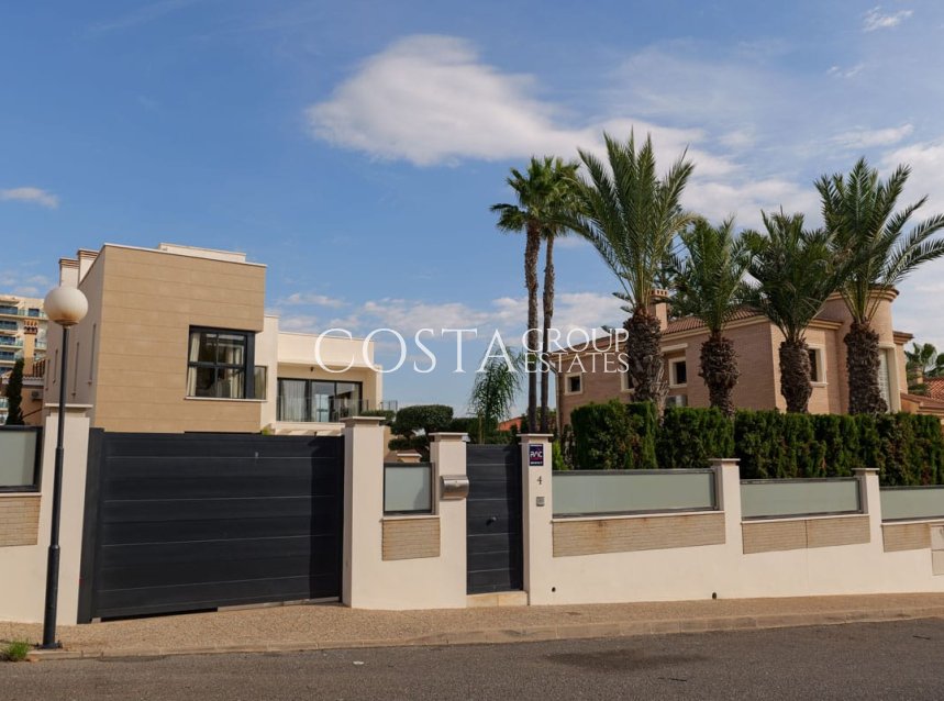 New Build - Villa -
Torrevieja