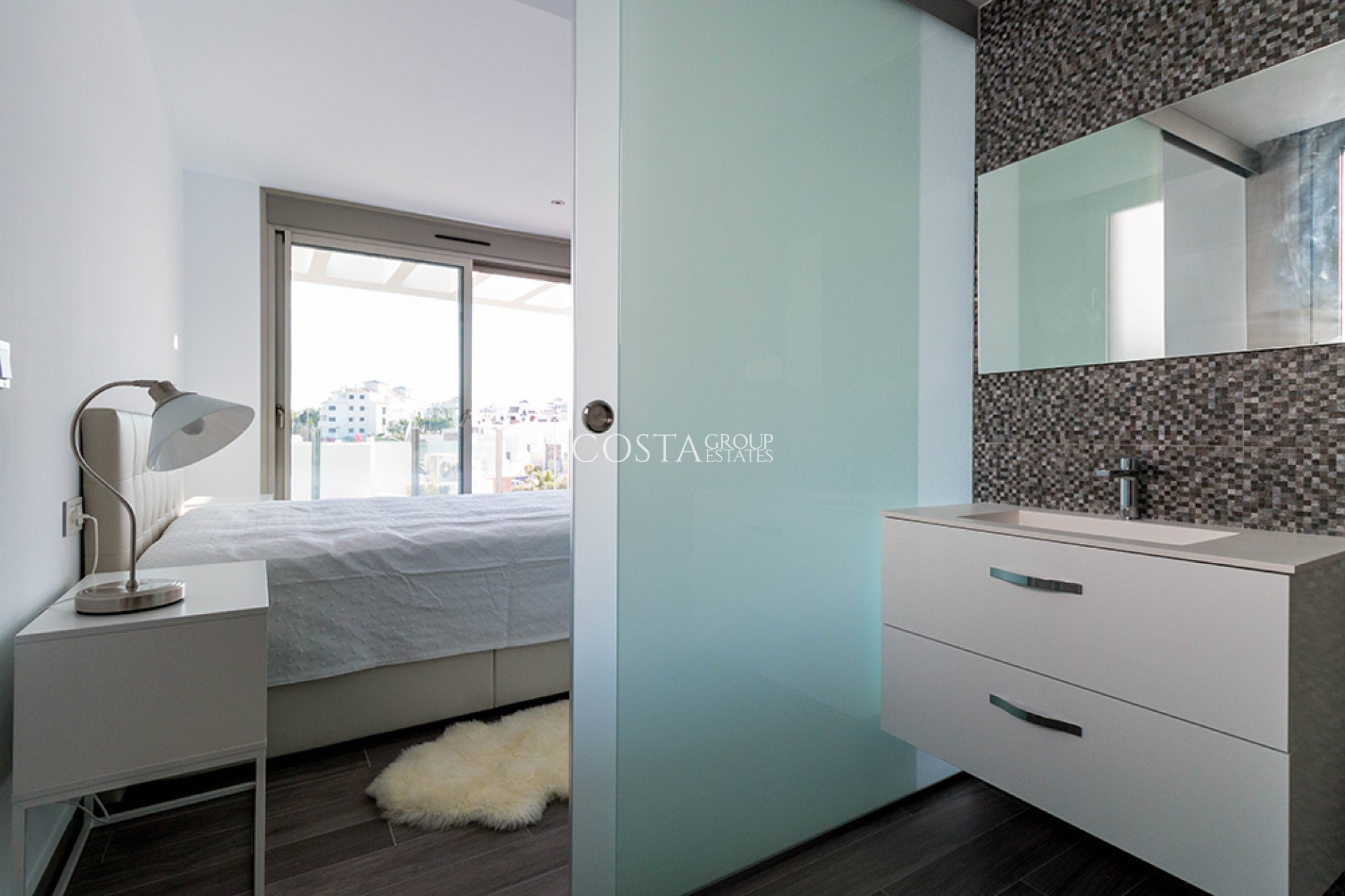 New Build - Villa -
Villamartín