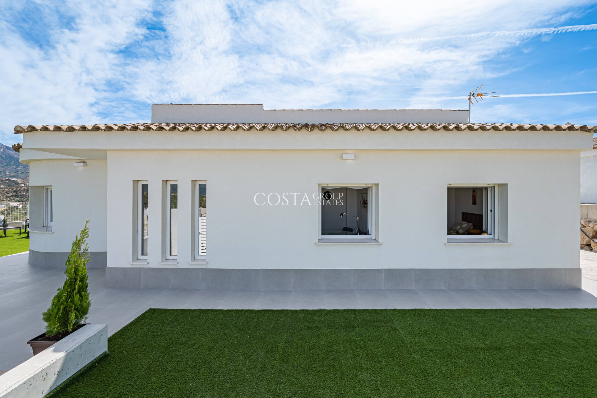 New Build - Villa -
Viñuela