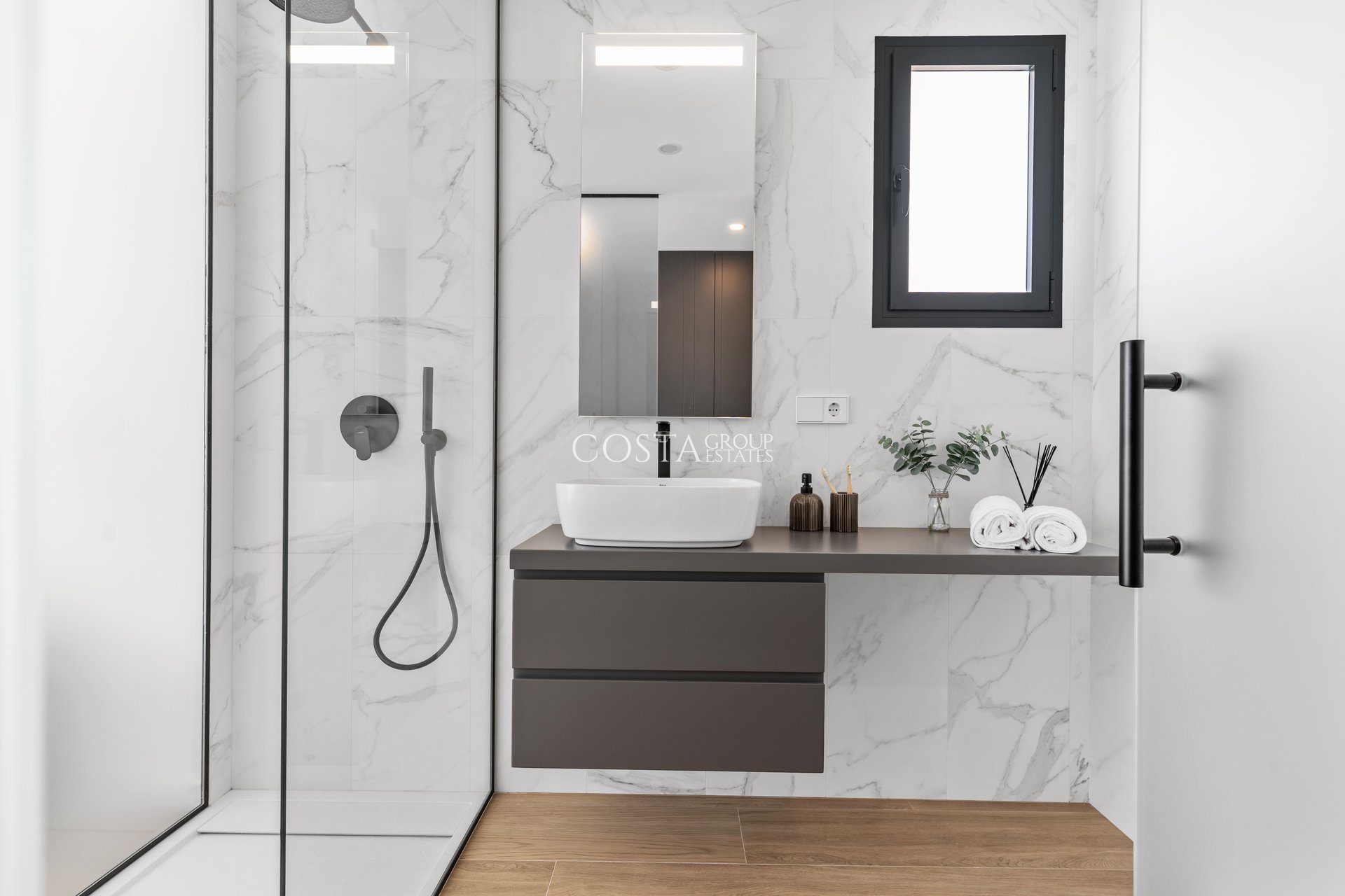 Nieuwbouw Woningen - Apartments -
Cumbre del Sol