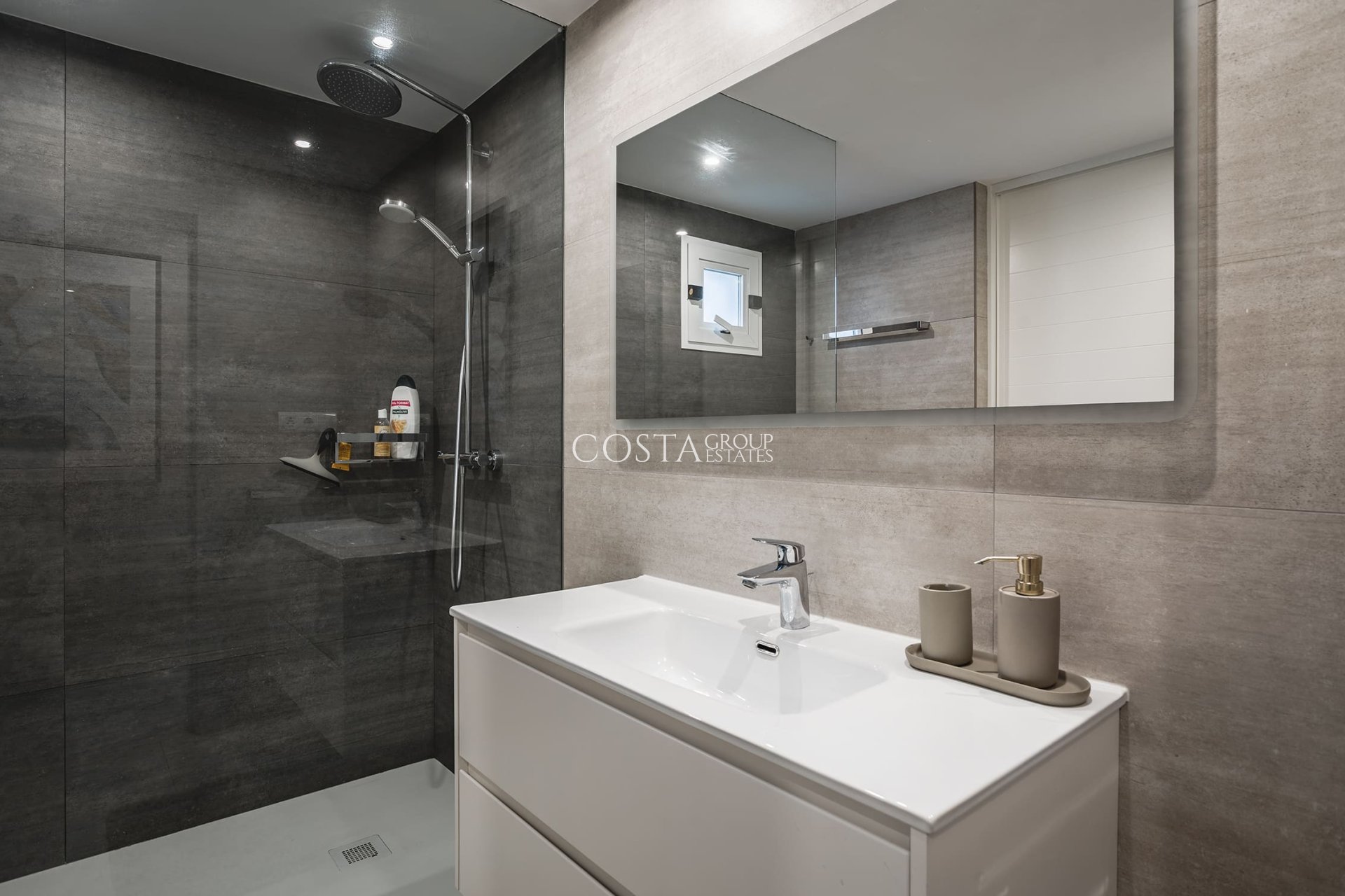 Nieuwbouw Woningen - Apartments -
Marbella