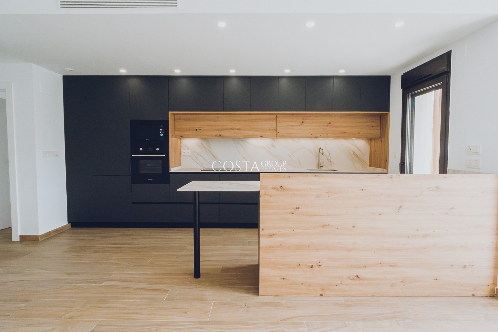 Nieuwbouw Woningen - Apartments -
Redován