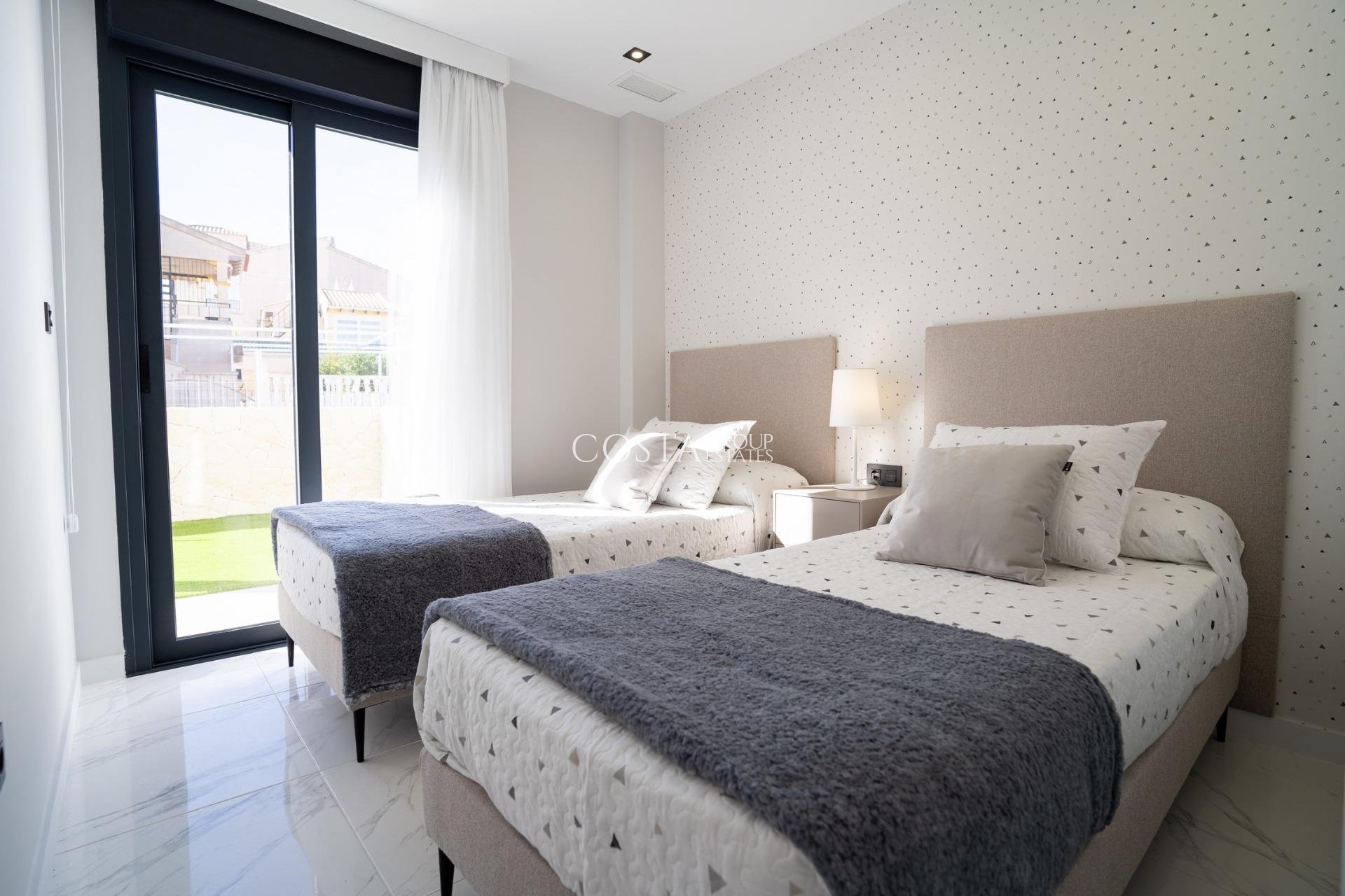 Nieuwbouw Woningen - Ground Floor Bungalow -
Pilar de la Horadada - pueblo