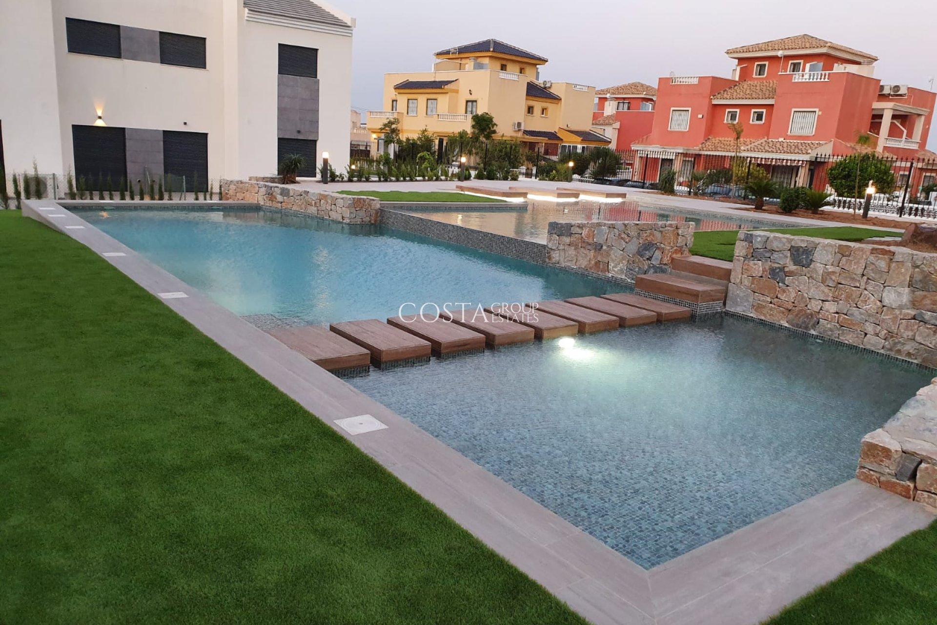 Nieuwbouw Woningen - low-bungalow -
Torrevieja