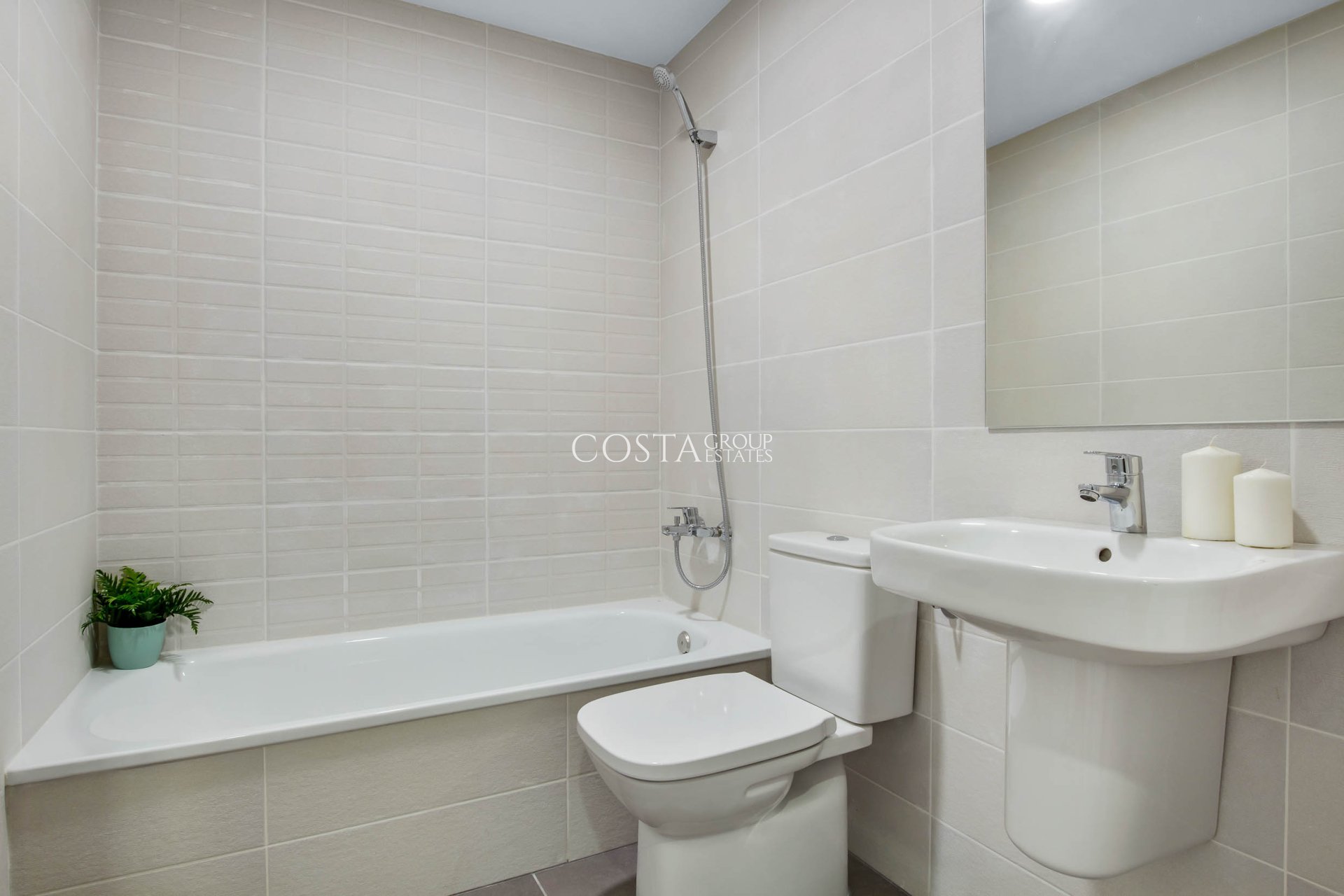 Nieuwbouw Woningen - studio -
Las Lagunas de Mijas