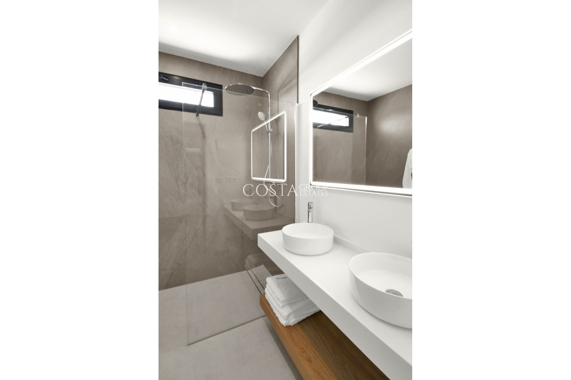 Nieuwbouw Woningen - Villa -
Altaona Golf & Country Village