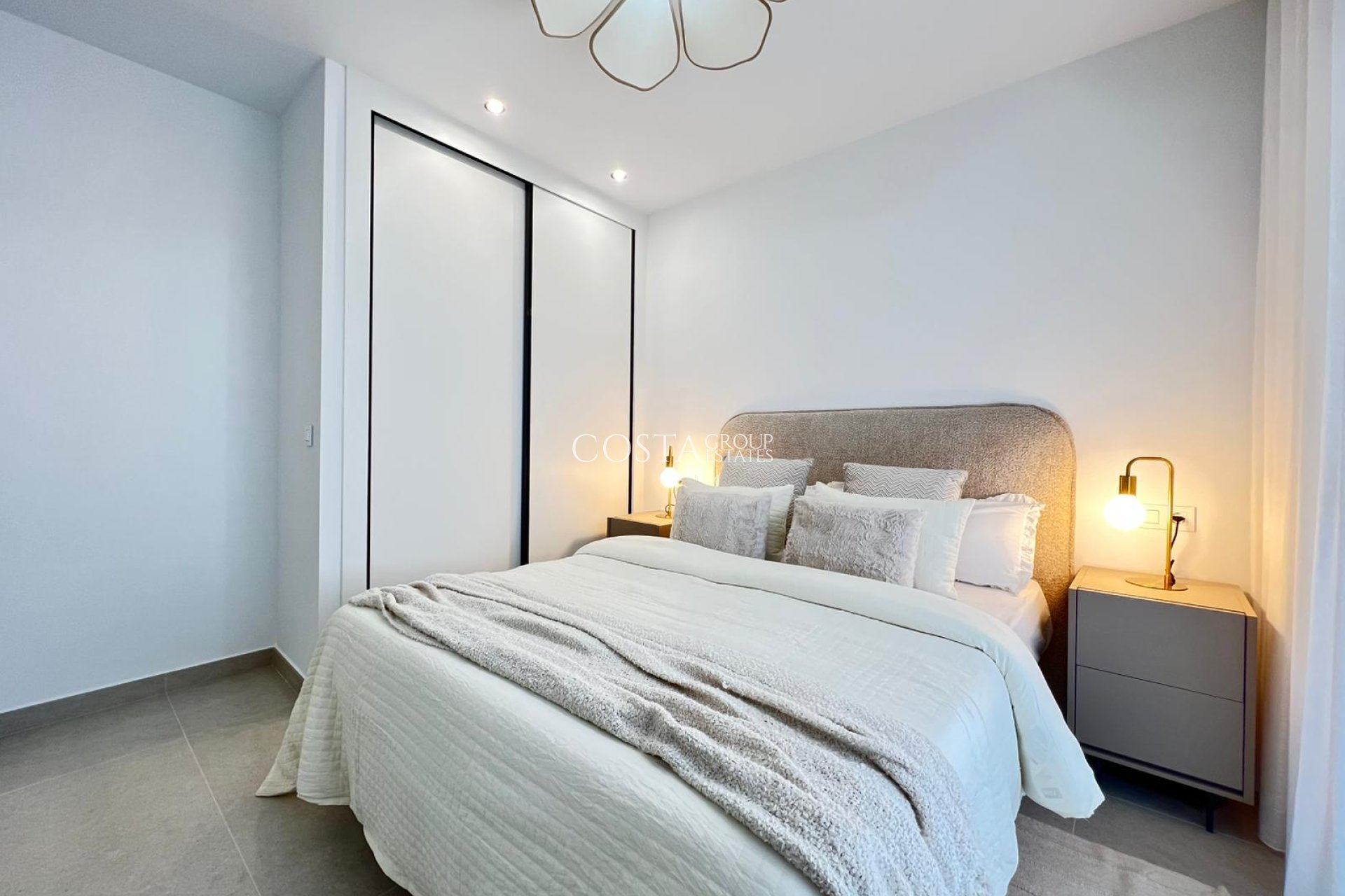 Nieuwbouw Woningen - Villa -
Benferri