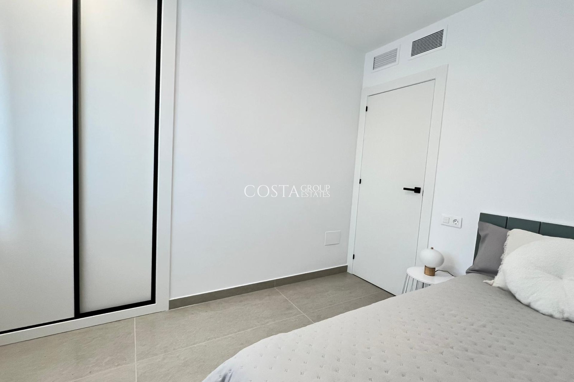 Nieuwbouw Woningen - Villa -
Benferri