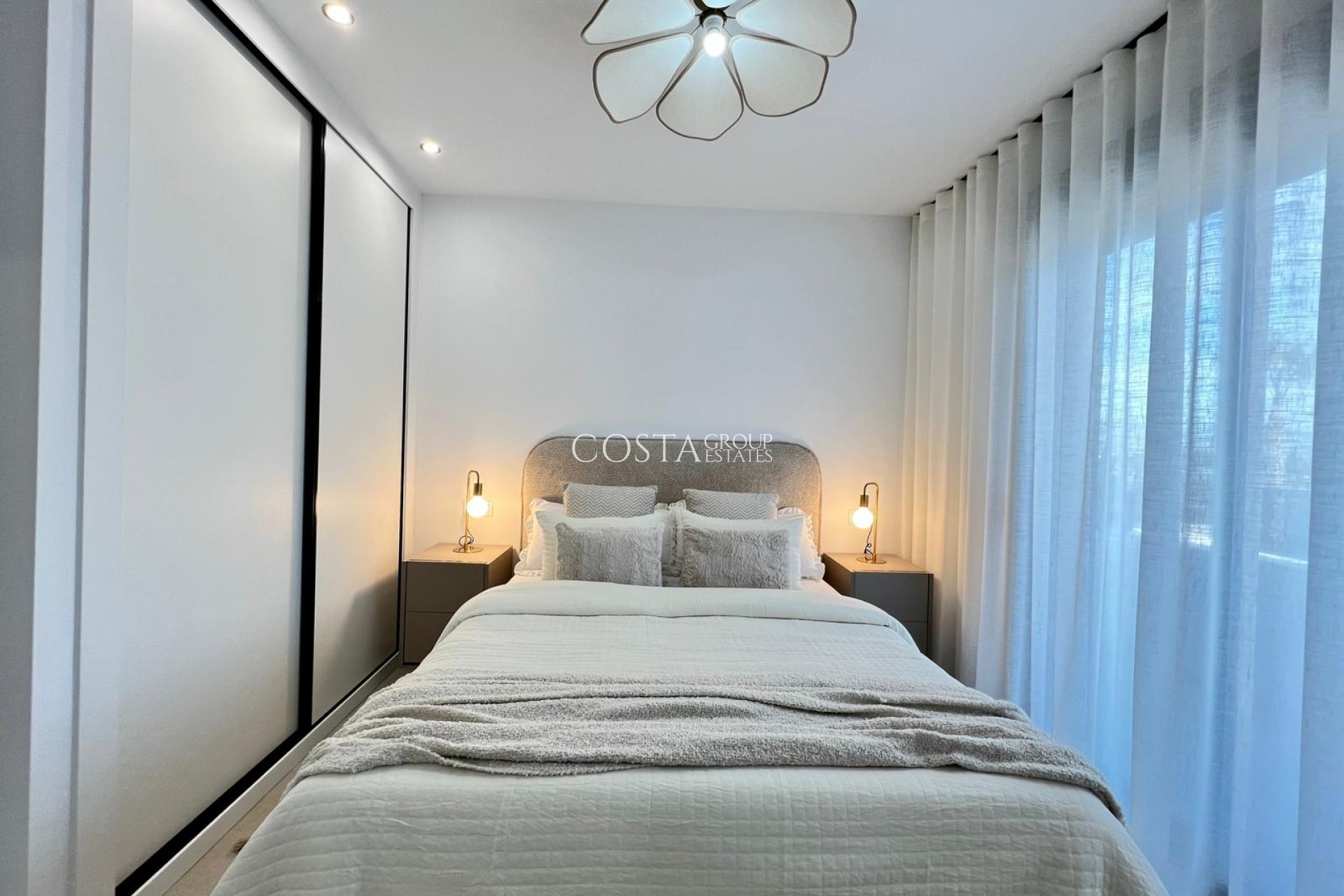 Nieuwbouw Woningen - Villa -
Benferri