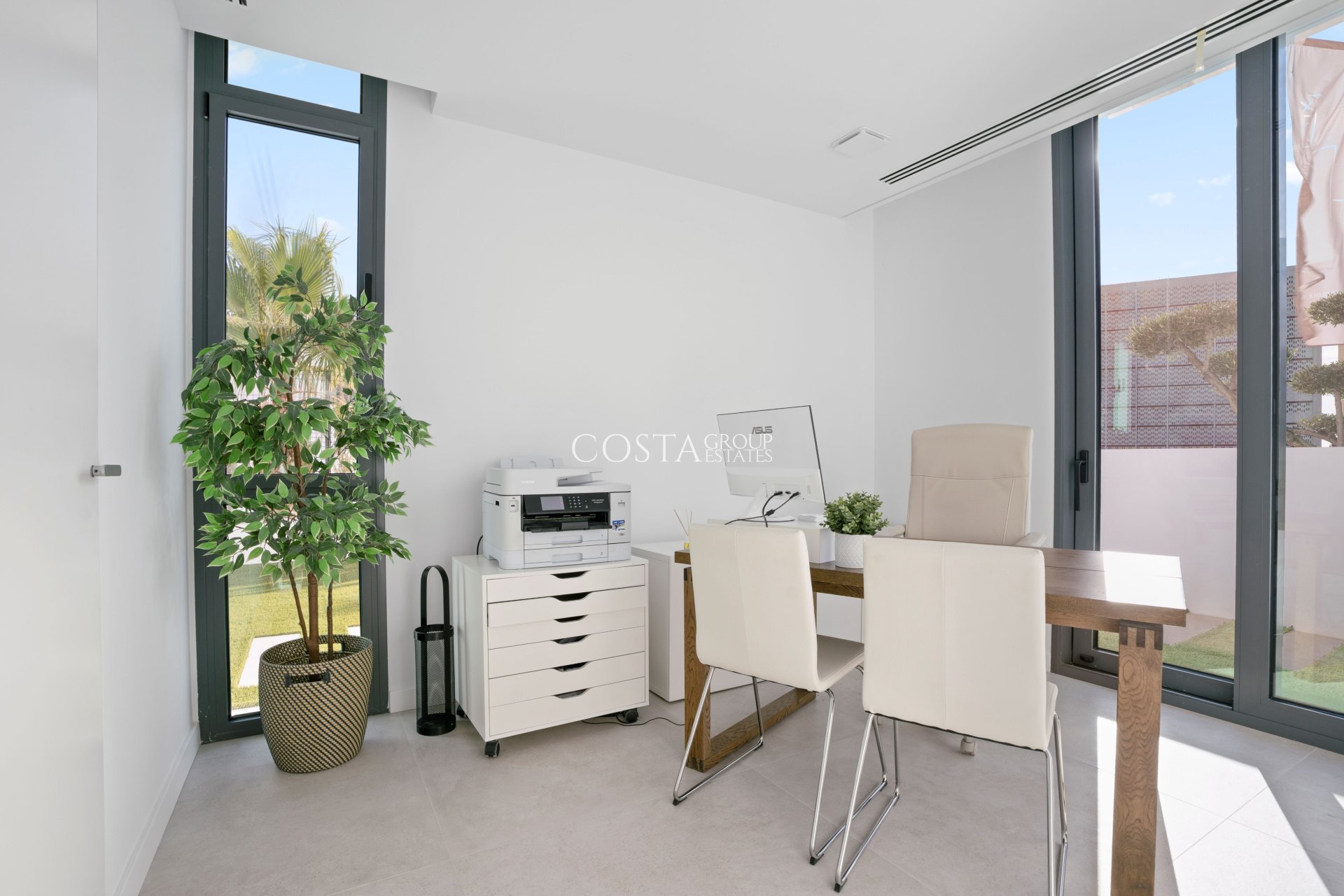 Nieuwbouw Woningen - Villa -
Benidorm