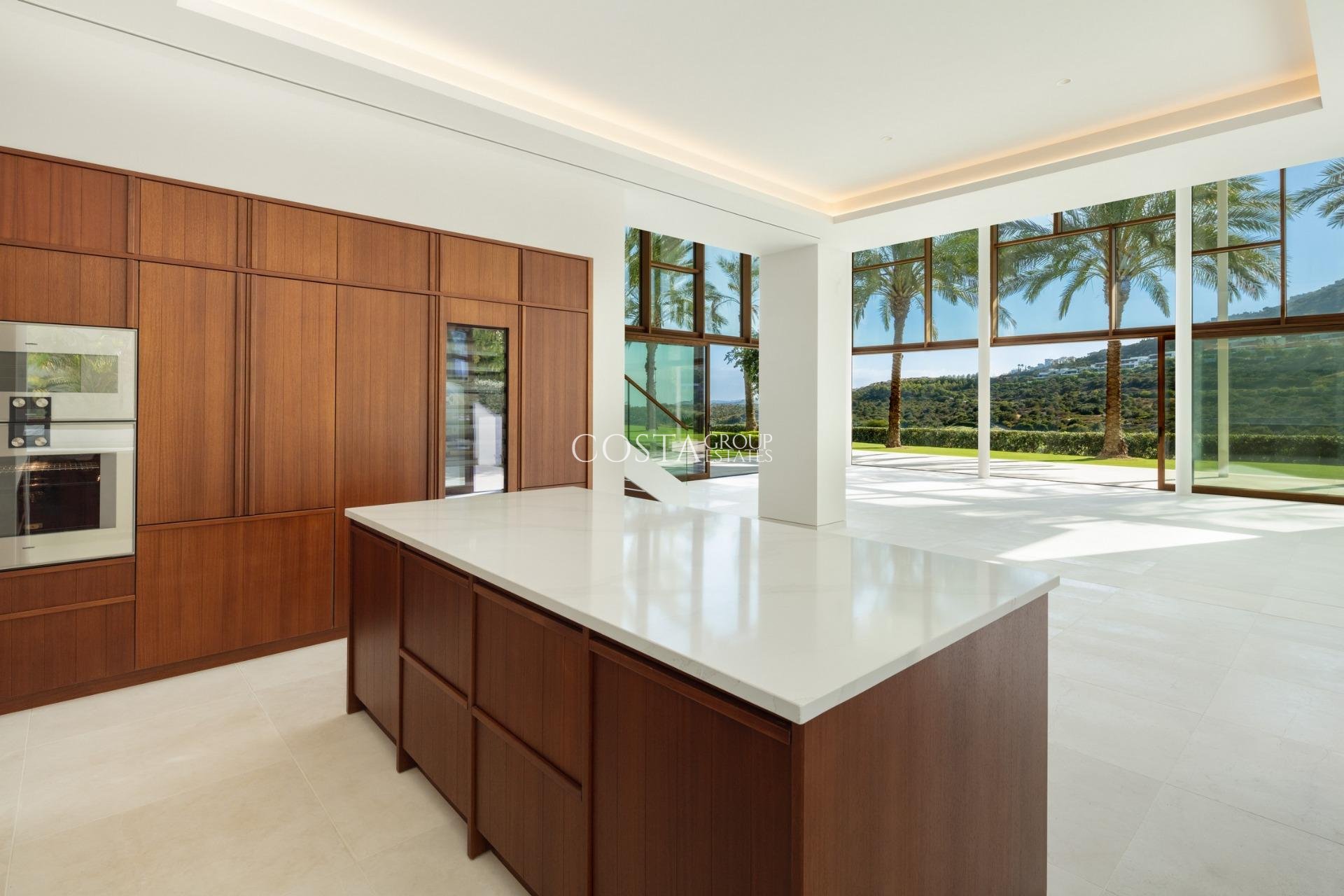 Nieuwbouw Woningen - Villa -
Casares - Pedregales