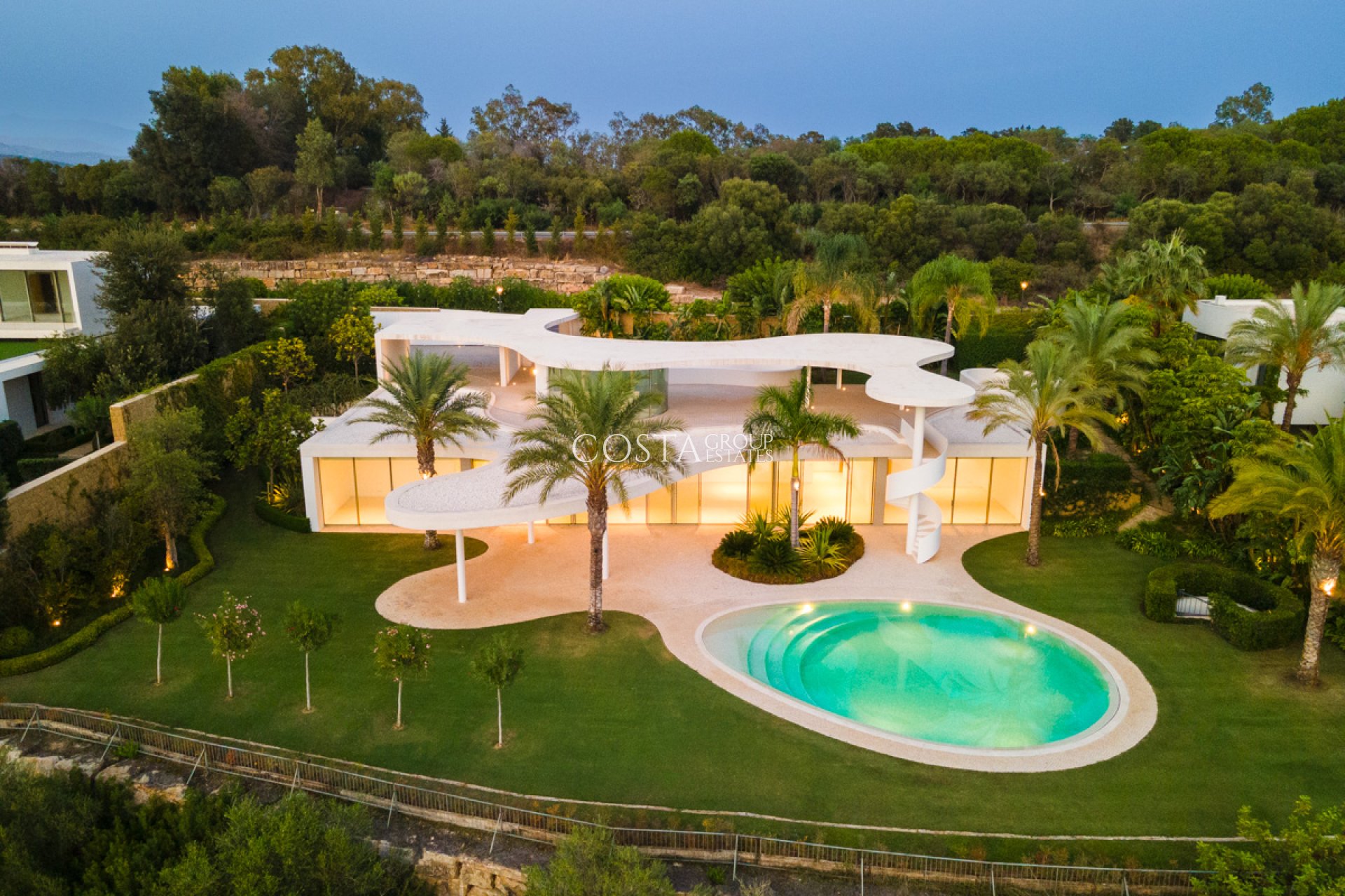 Nieuwbouw Woningen - Villa -
Casares