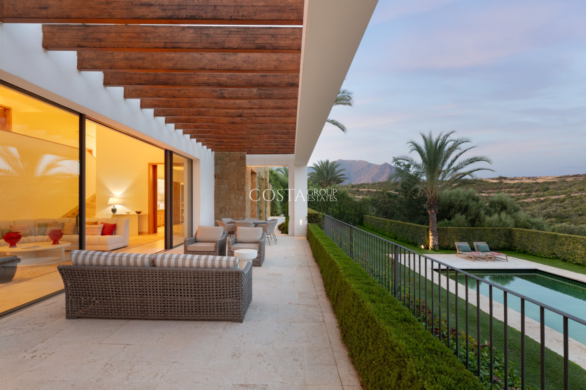 Nieuwbouw Woningen - Villa -
Casares