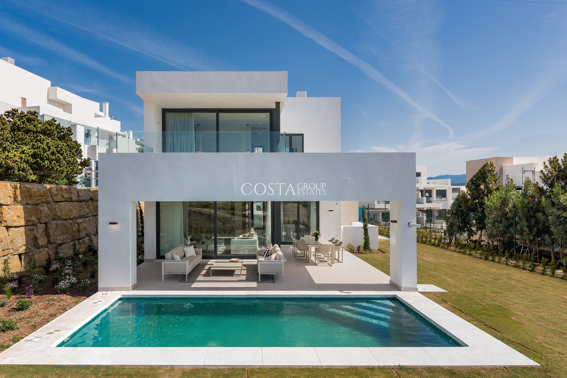 Nieuwbouw Woningen - Villa -
Estepona