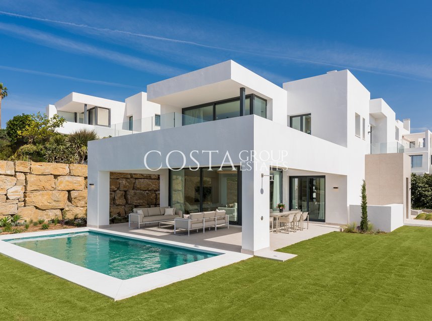 Nieuwbouw Woningen - Villa -
Estepona