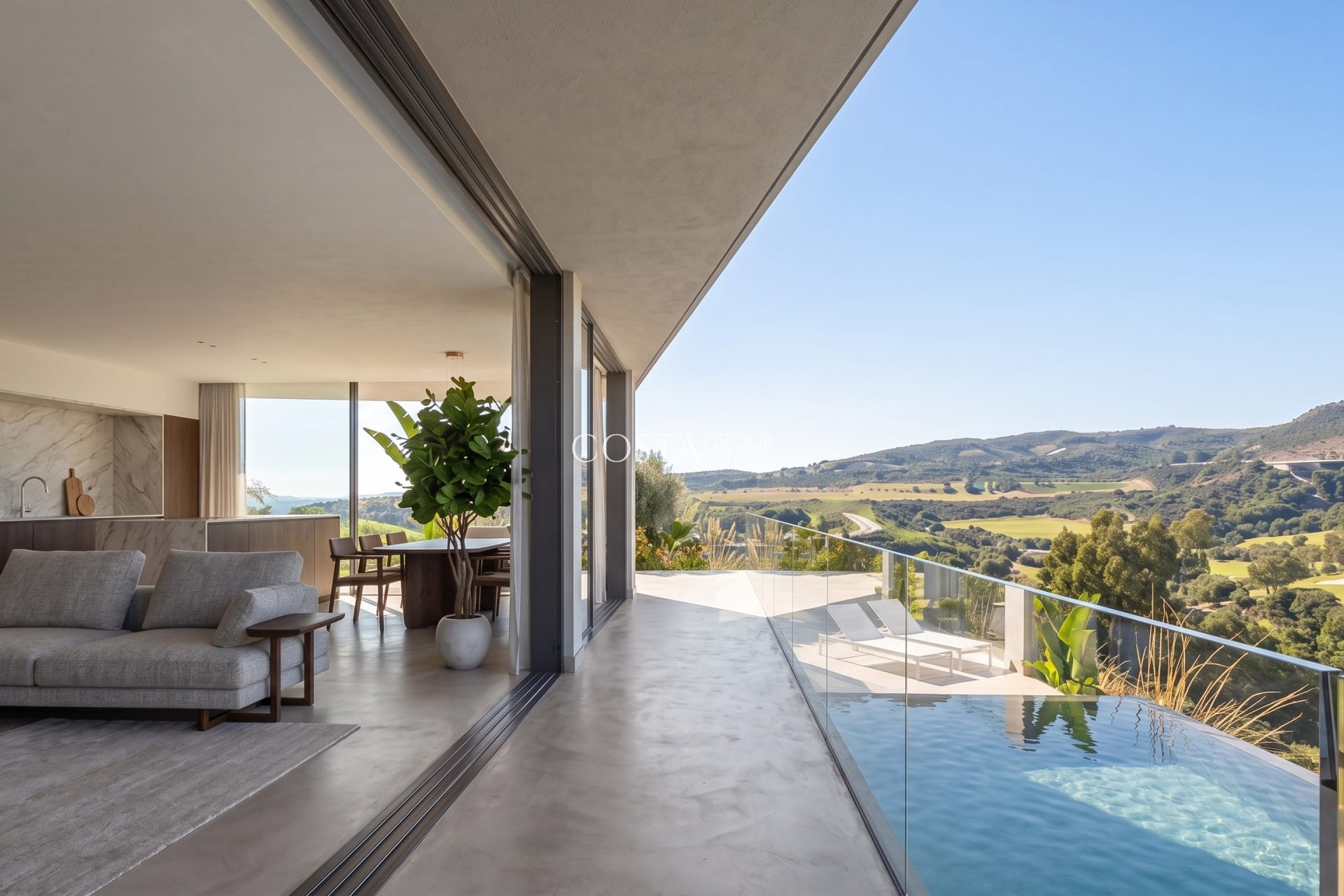 Nieuwbouw Woningen - Villa -
Estepona