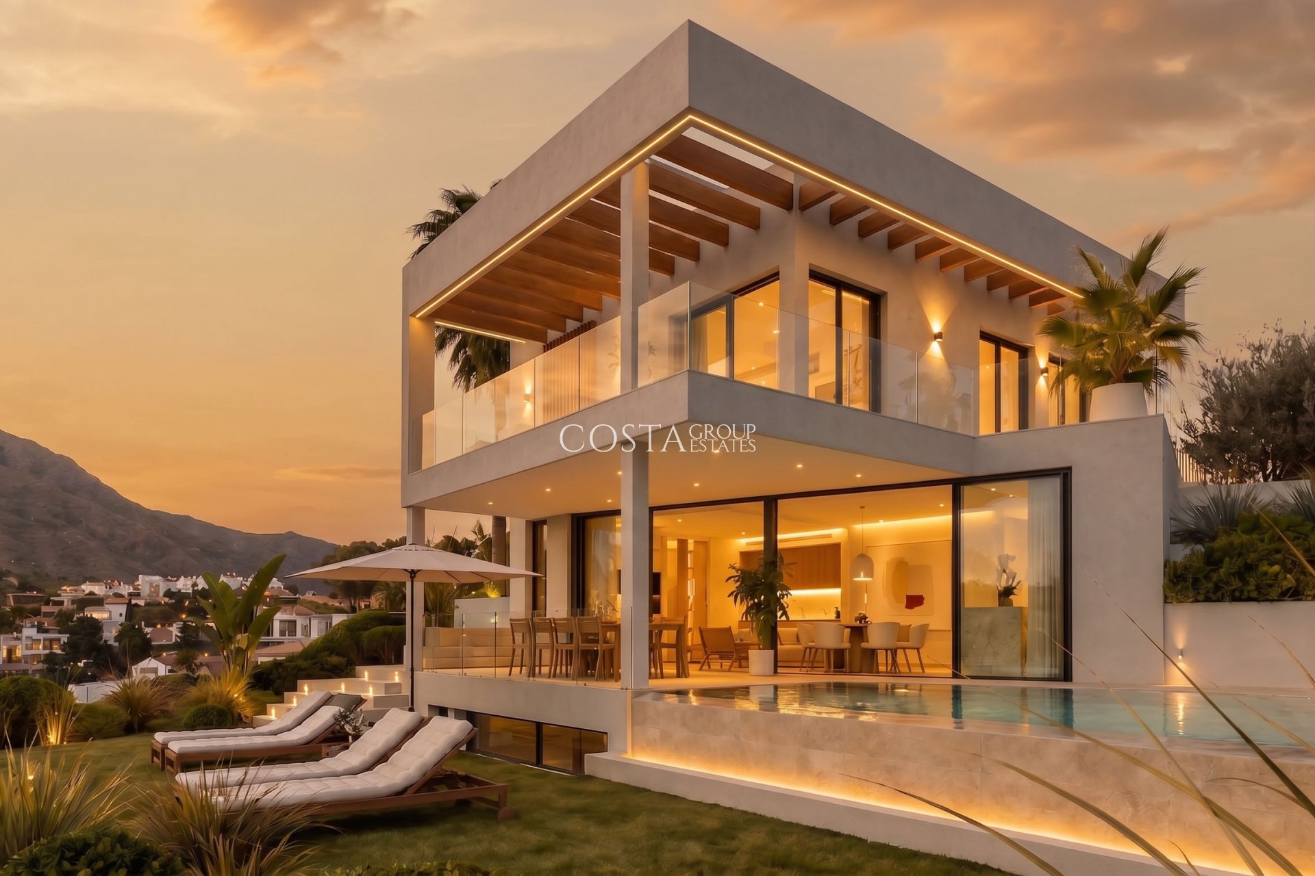 Nieuwbouw Woningen - Villa -
Estepona