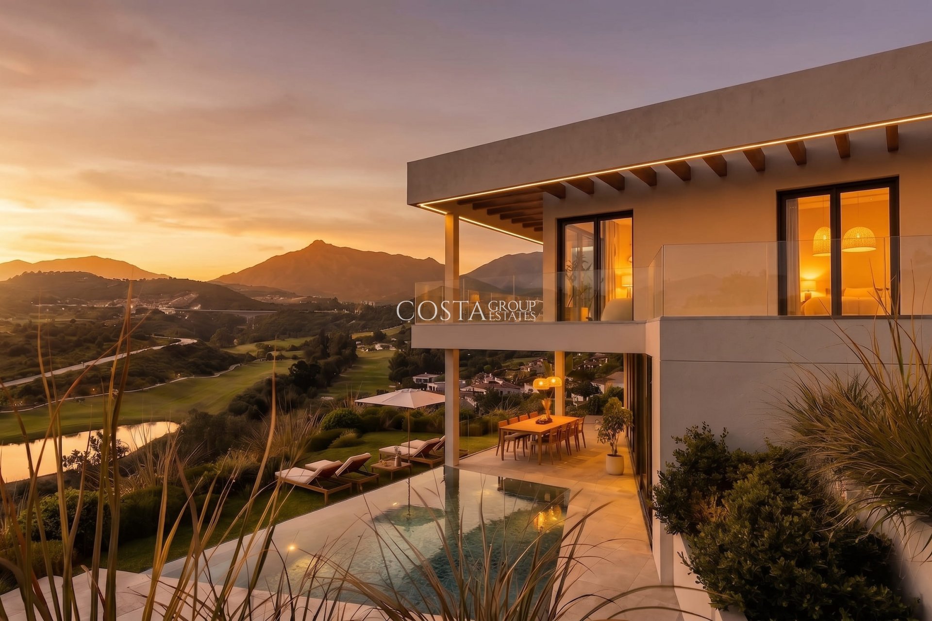 Nieuwbouw Woningen - Villa -
Estepona