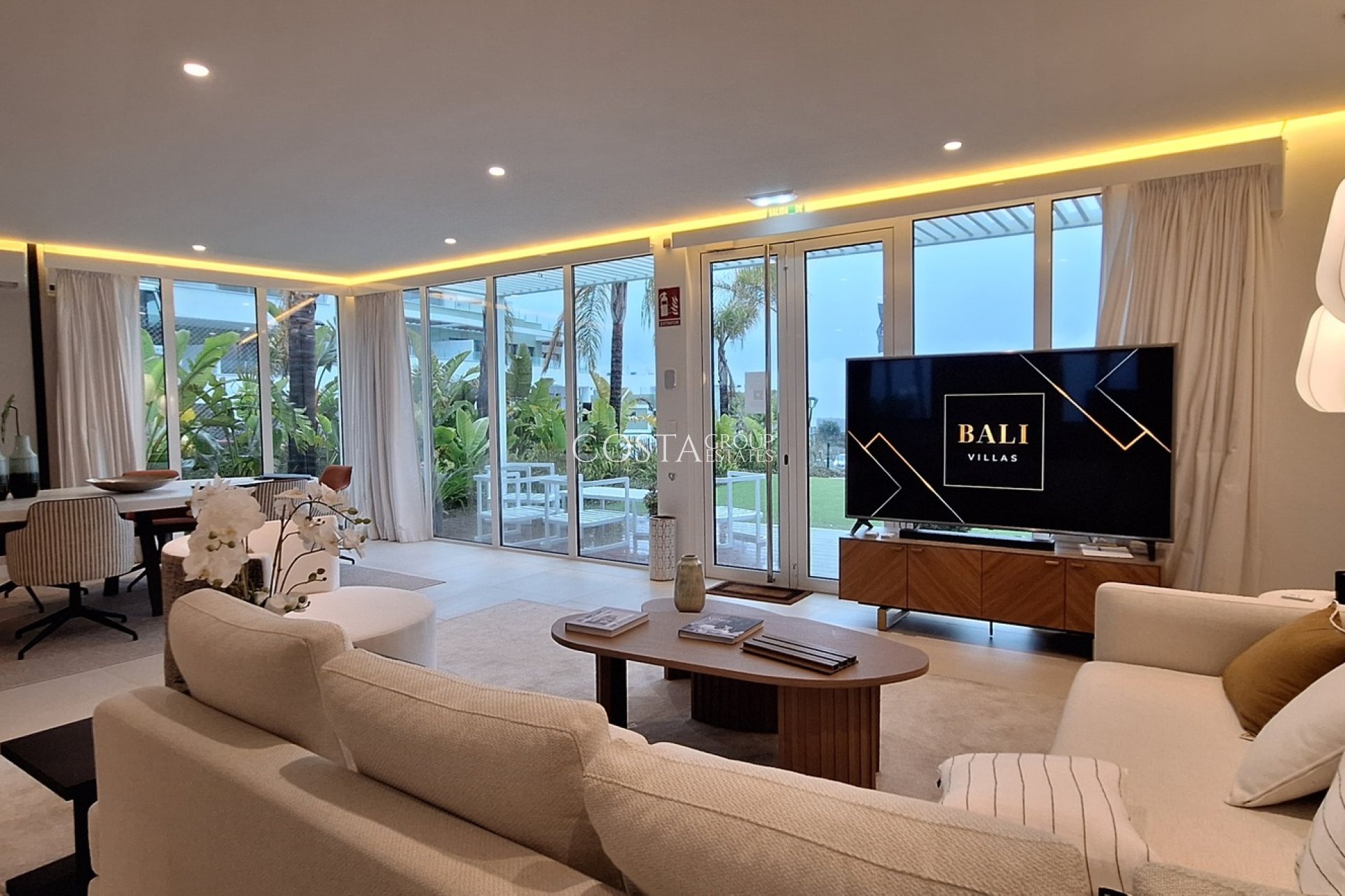 Nieuwbouw Woningen - Villa -
La Cala de Mijas