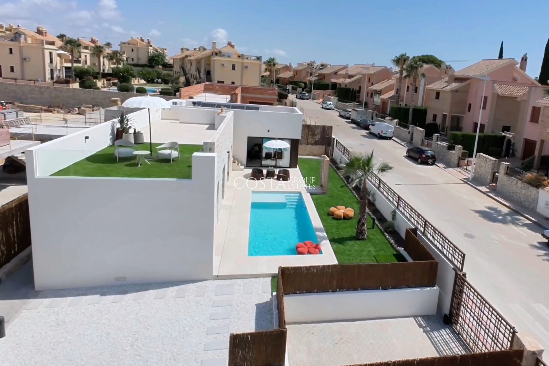 Nieuwbouw Woningen - Villa -
La Finca Golf