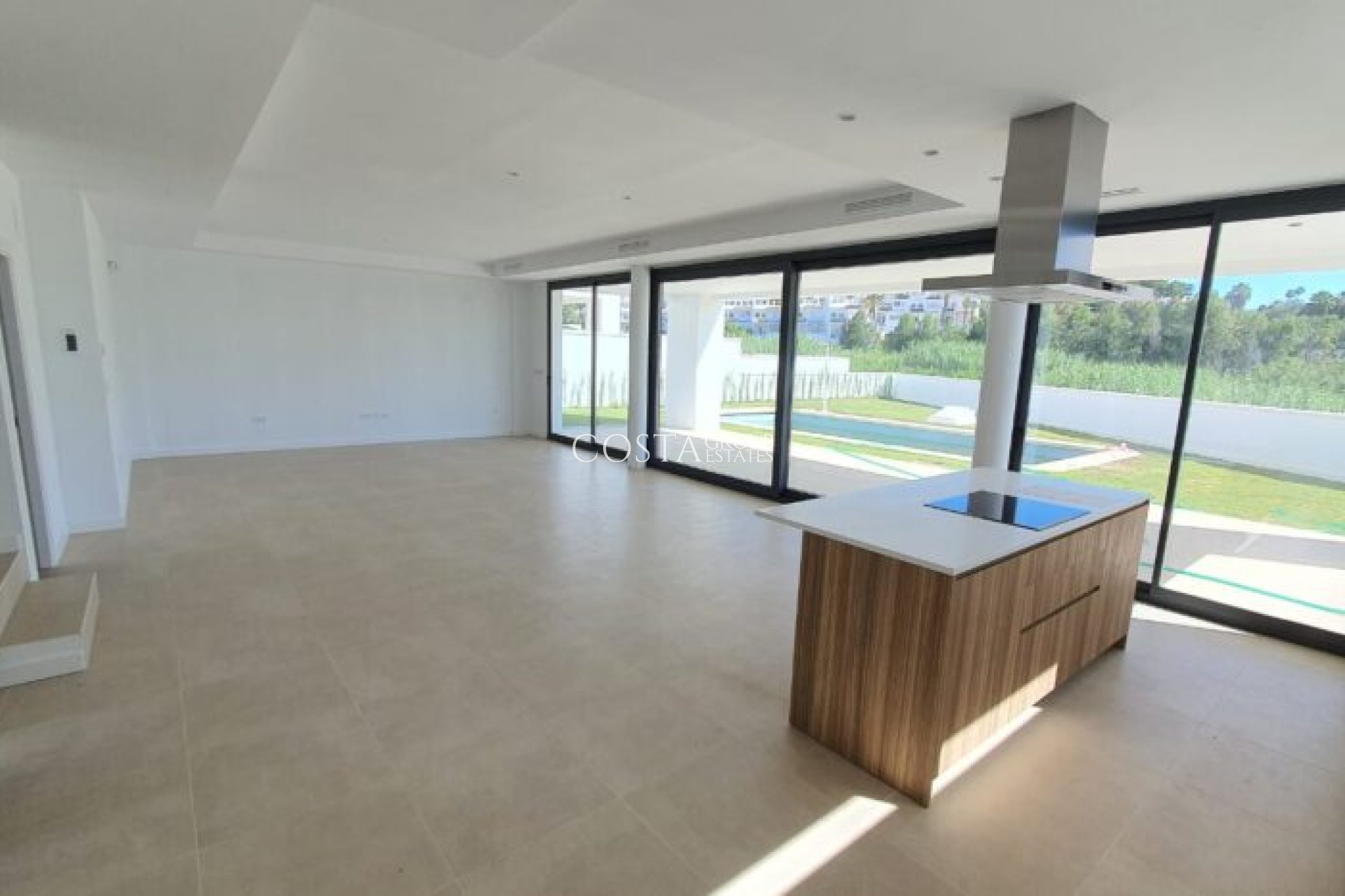 Nieuwbouw Woningen - Villa -
Manilva