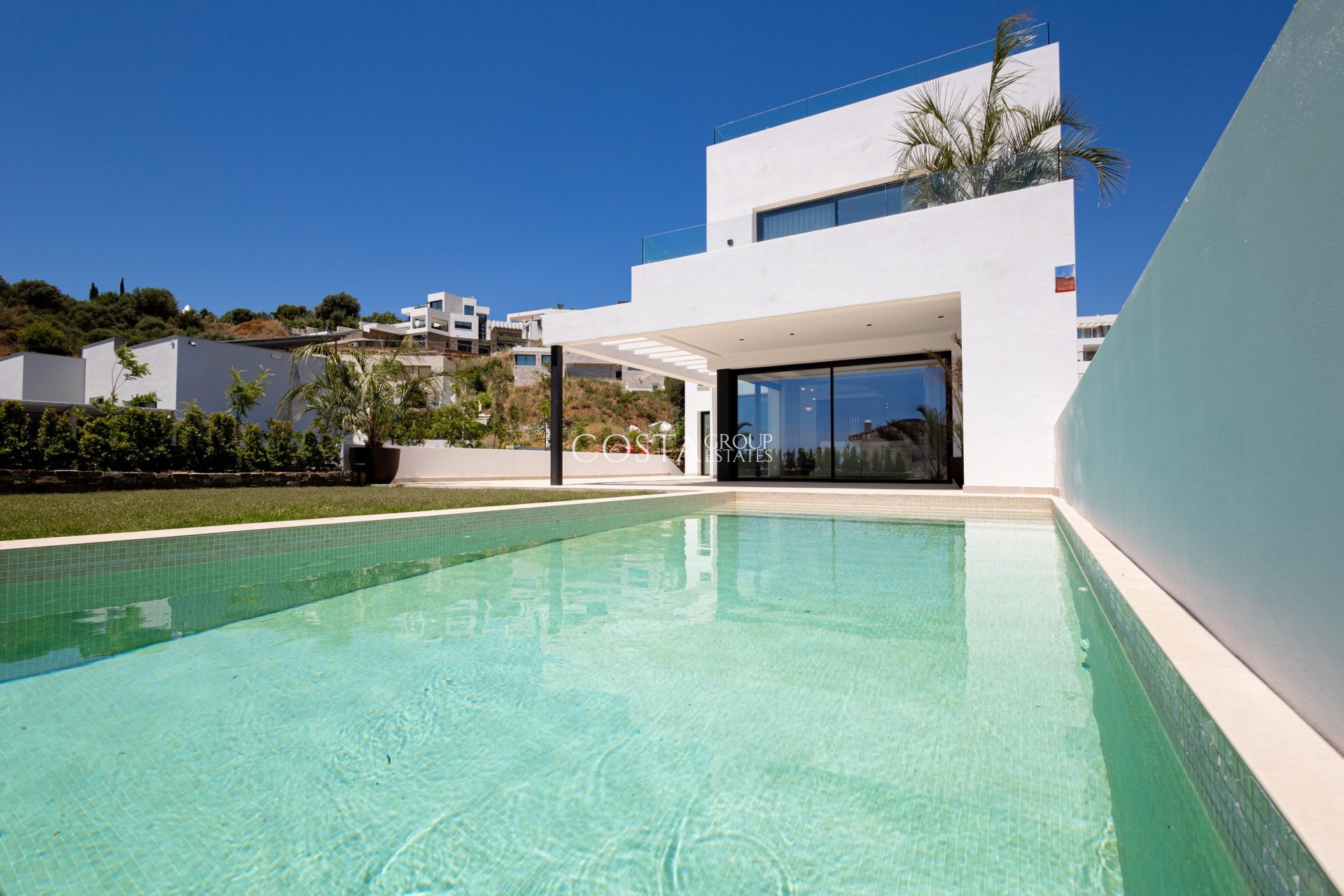 Nieuwbouw Woningen - Villa -
Mijas