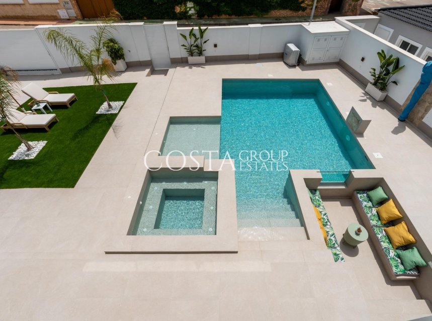 Nieuwbouw Woningen - Villa -
Orihuela Costa - Campoamor