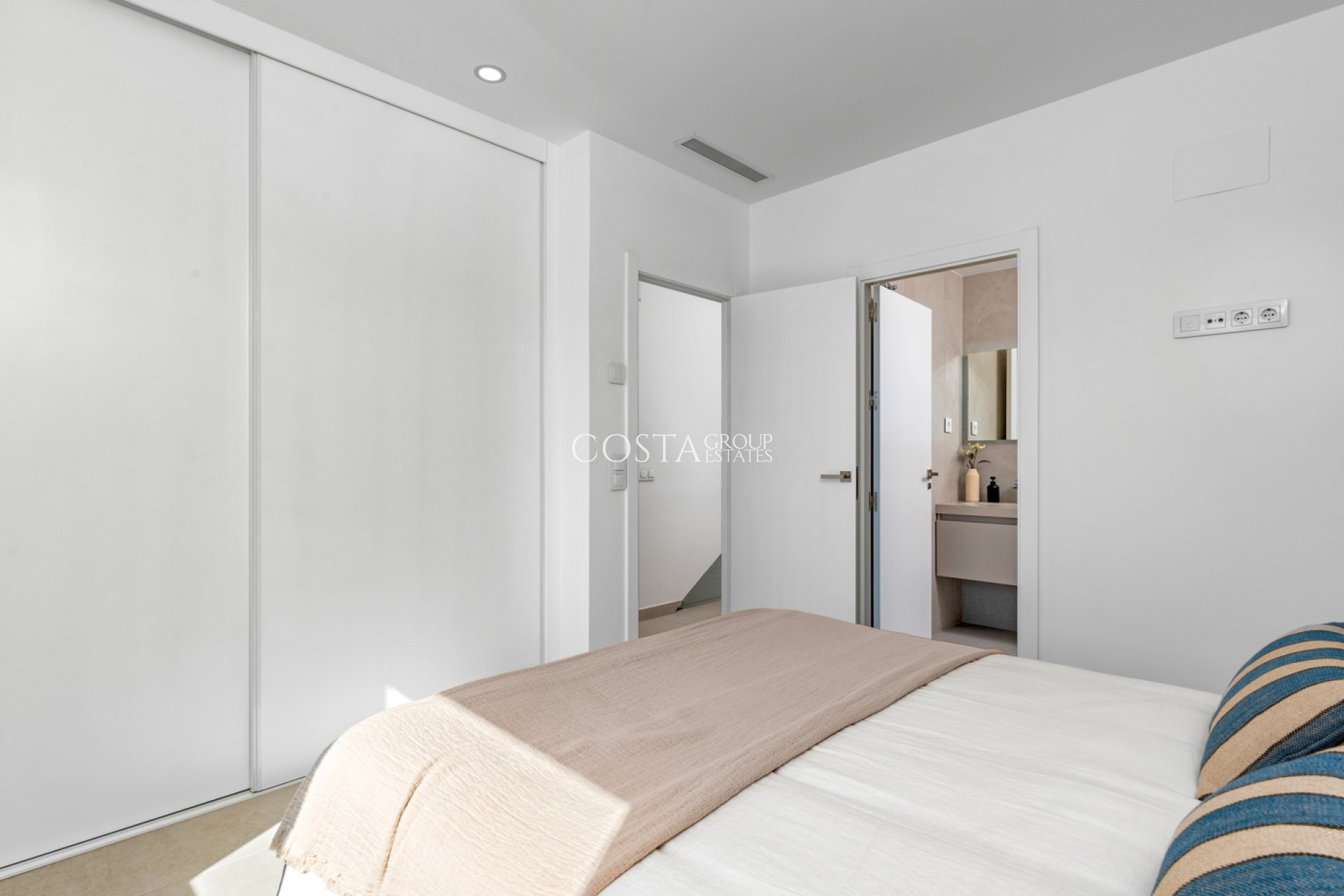 Nieuwbouw Woningen - Villa -
Pilar de la Horadada - Pilar De La Horadada