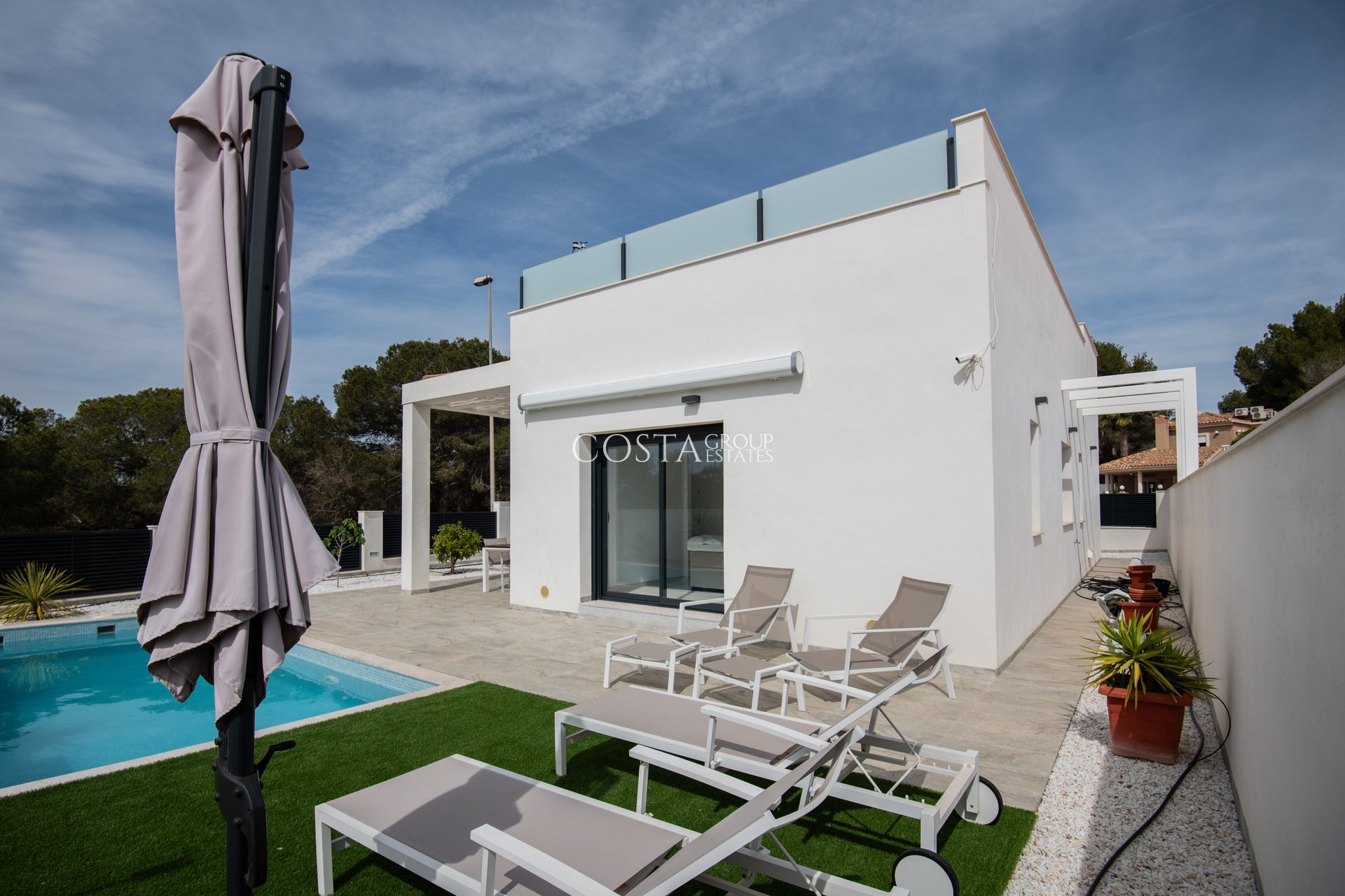 Nieuwbouw Woningen - Villa -
Pinar de Campoverde