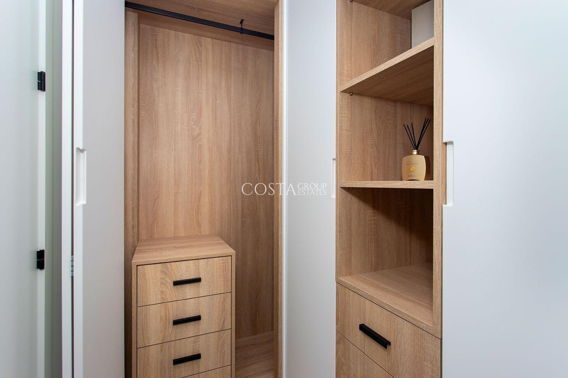 Nieuwbouw Woningen - Villa -
Sucina