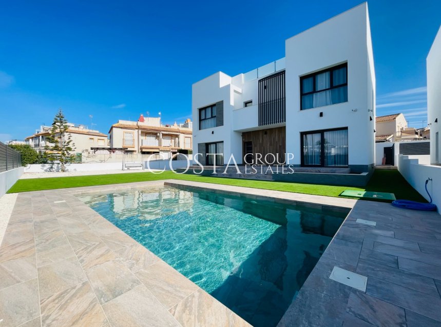 Nieuwbouw Woningen - Villa -
Torrevieja