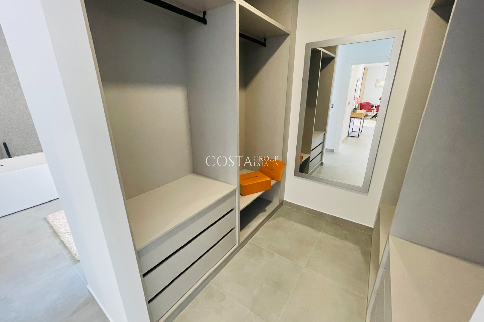 Nieuwbouw Woningen - Villa -
Torrevieja