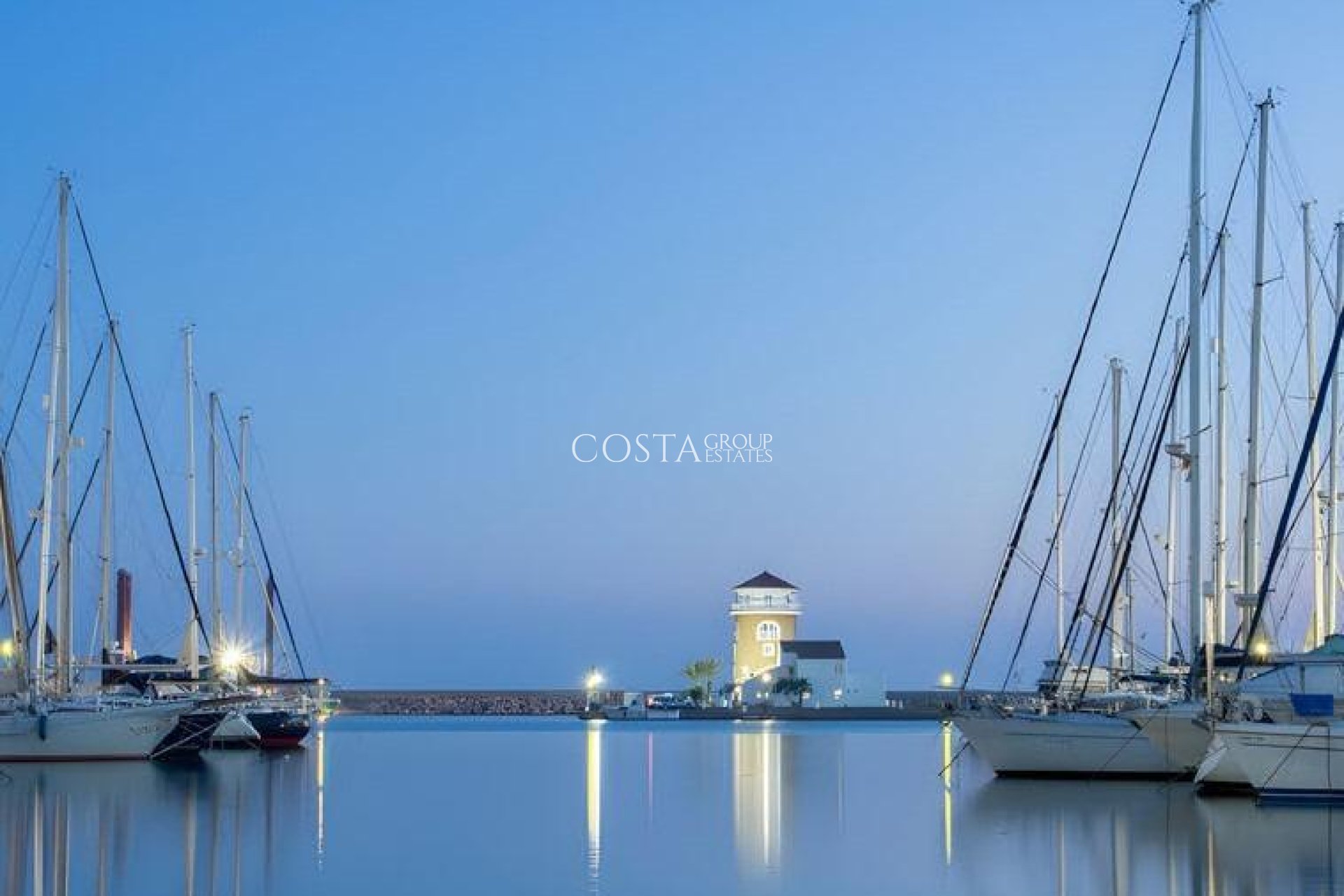 Nouvelle construction - Apartments -
Almerimar